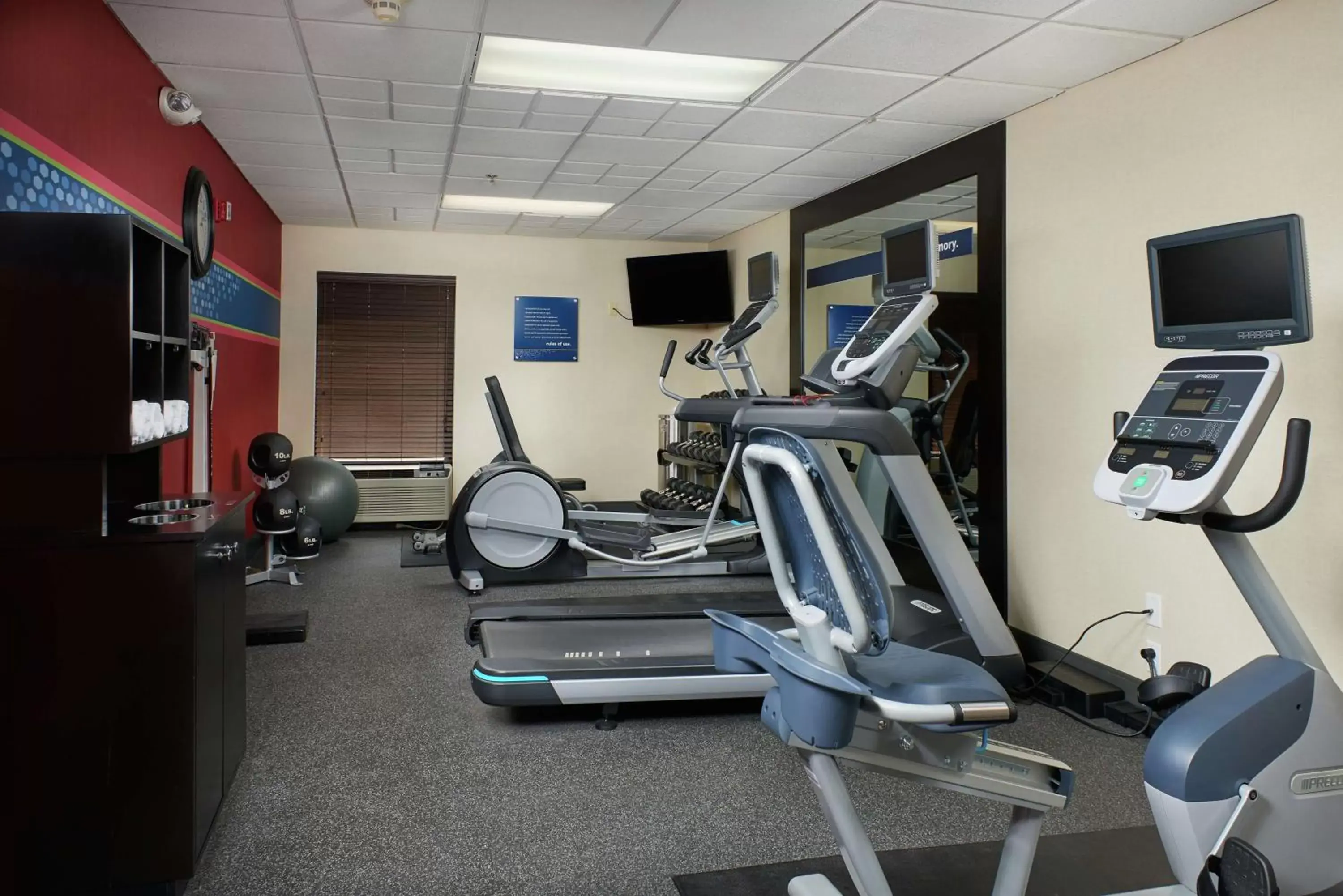 Fitness centre/facilities, Fitness Center/Facilities in Hampton Inn Louisville/I-65/Brooks Road