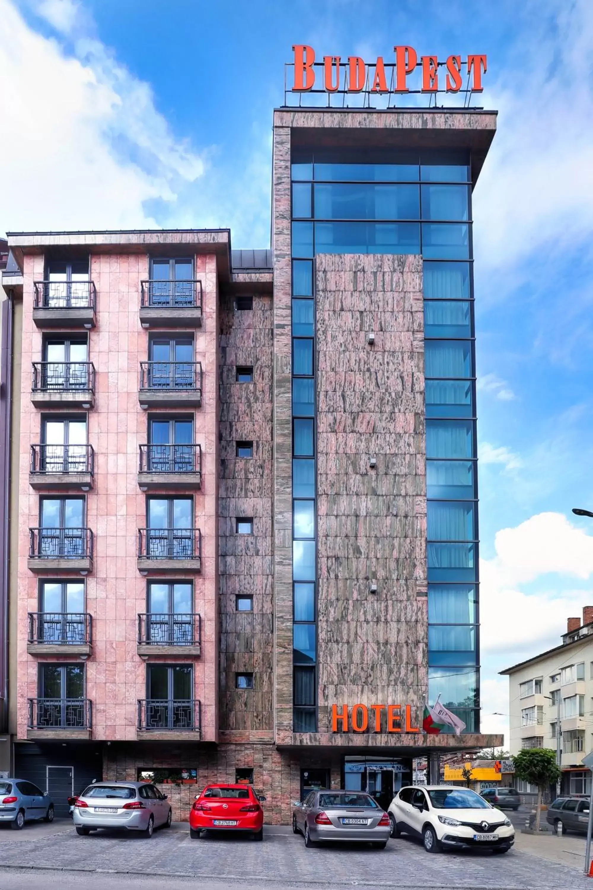 Budapest Hotel - Free Parking Budapest Hotel - Free Parking