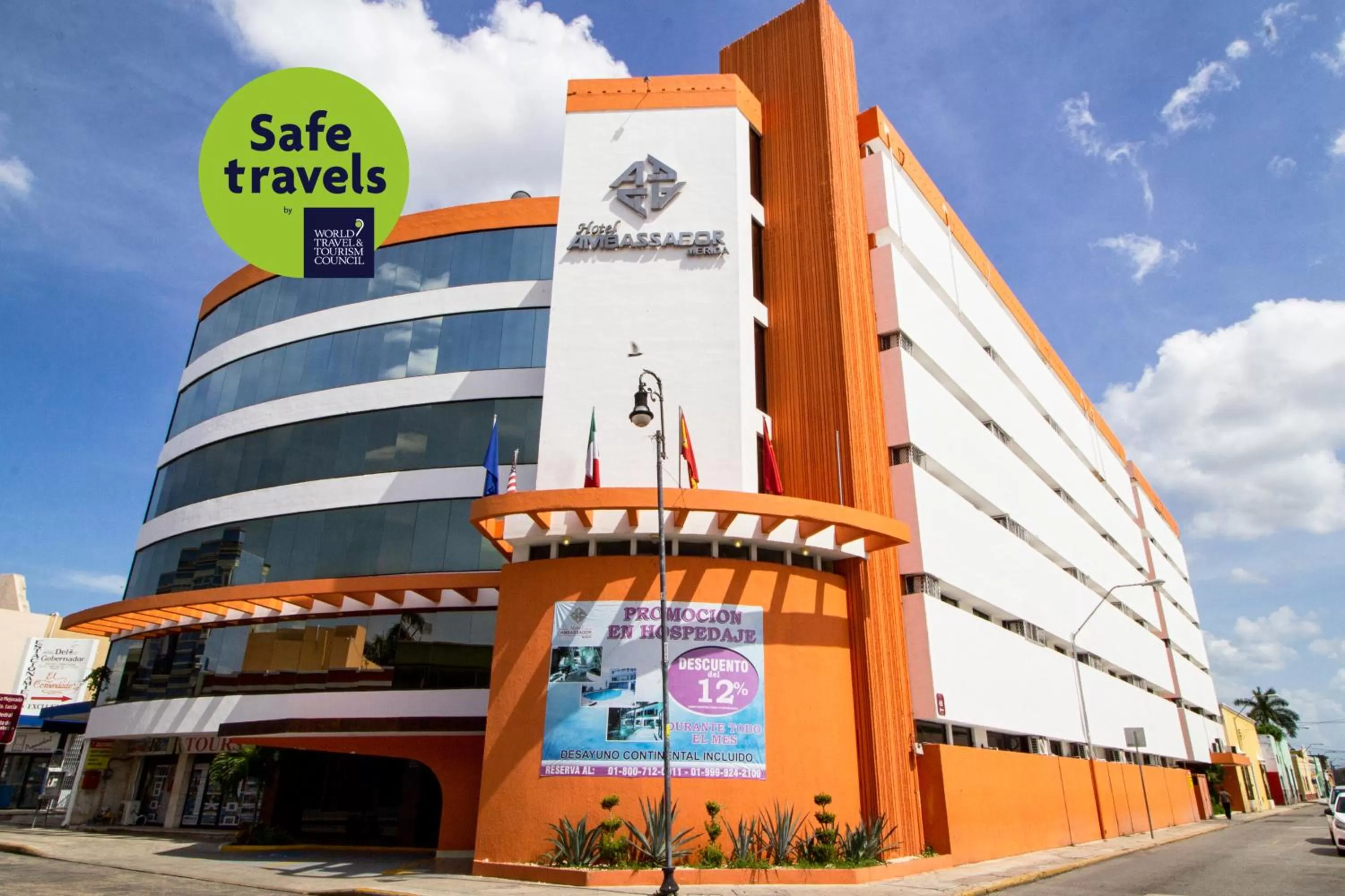 Property building in Hotel Ambassador Mérida