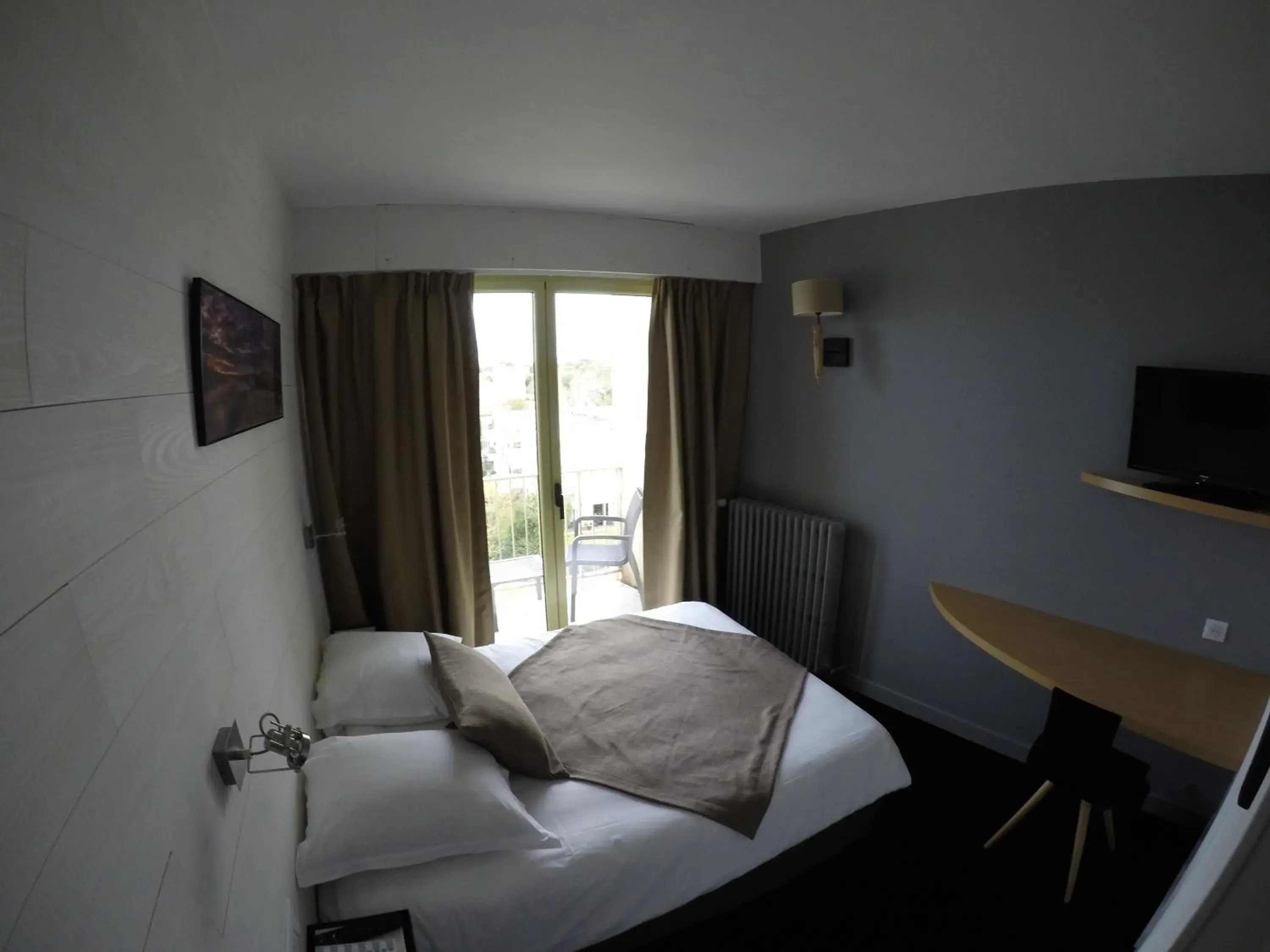 Single Room - Courtyard Side in Hotel les Brises