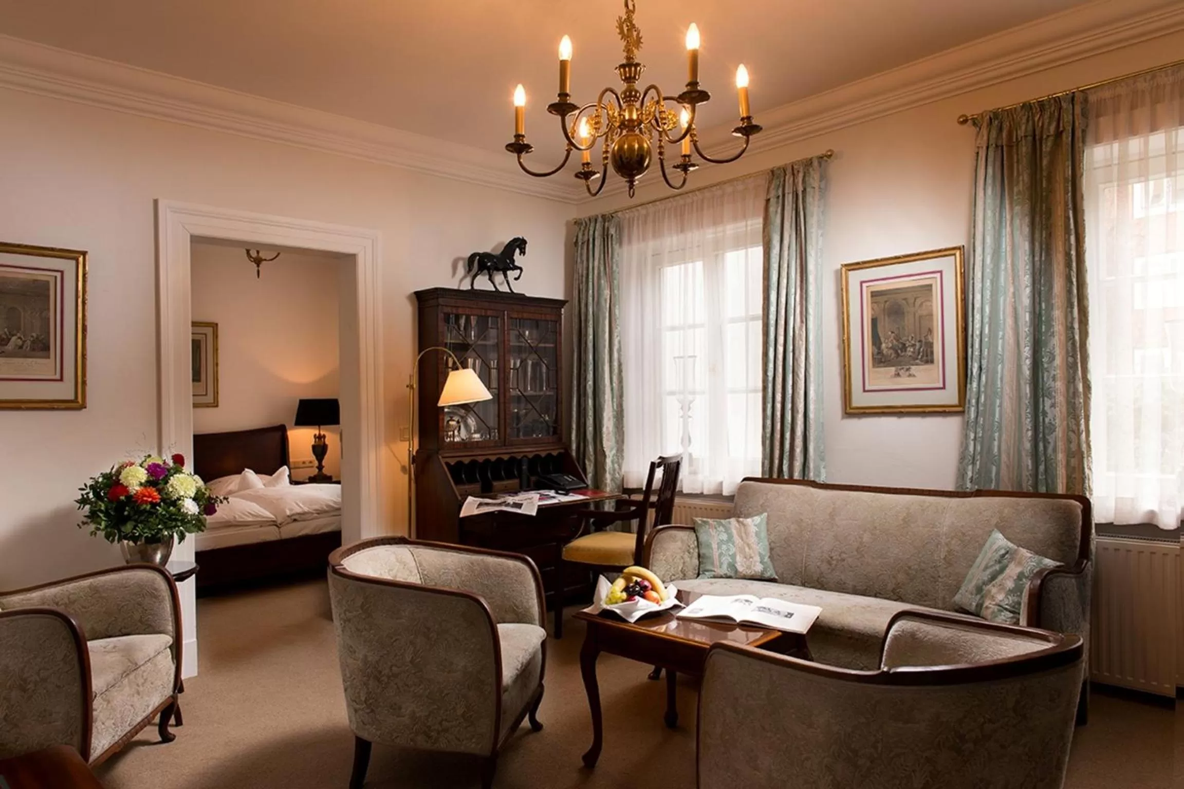 Photo of the whole room in Palais Esplanade Hamburg - Adults Only