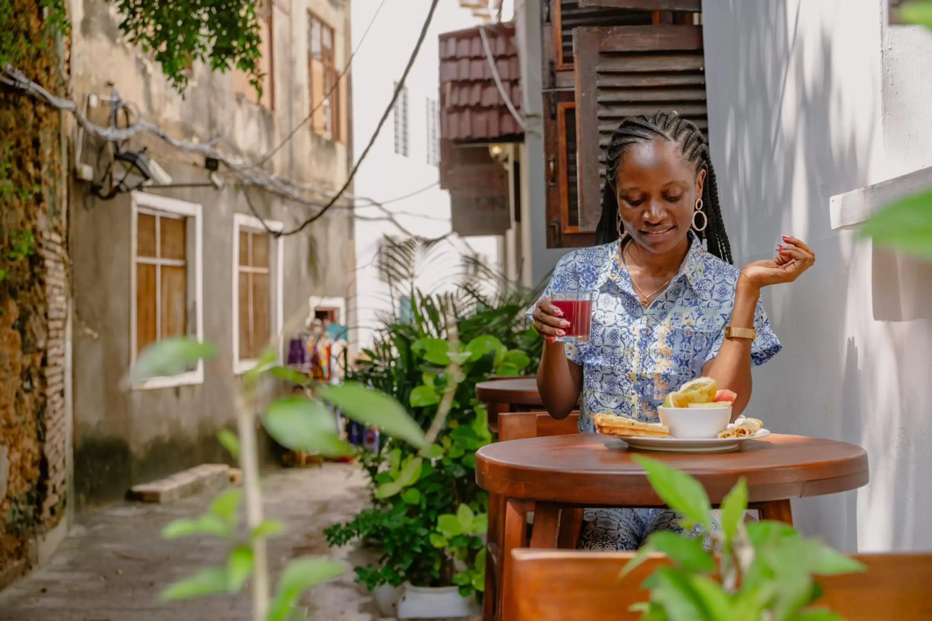 Restaurant/places to eat in Shoki Shoki House Stone Town