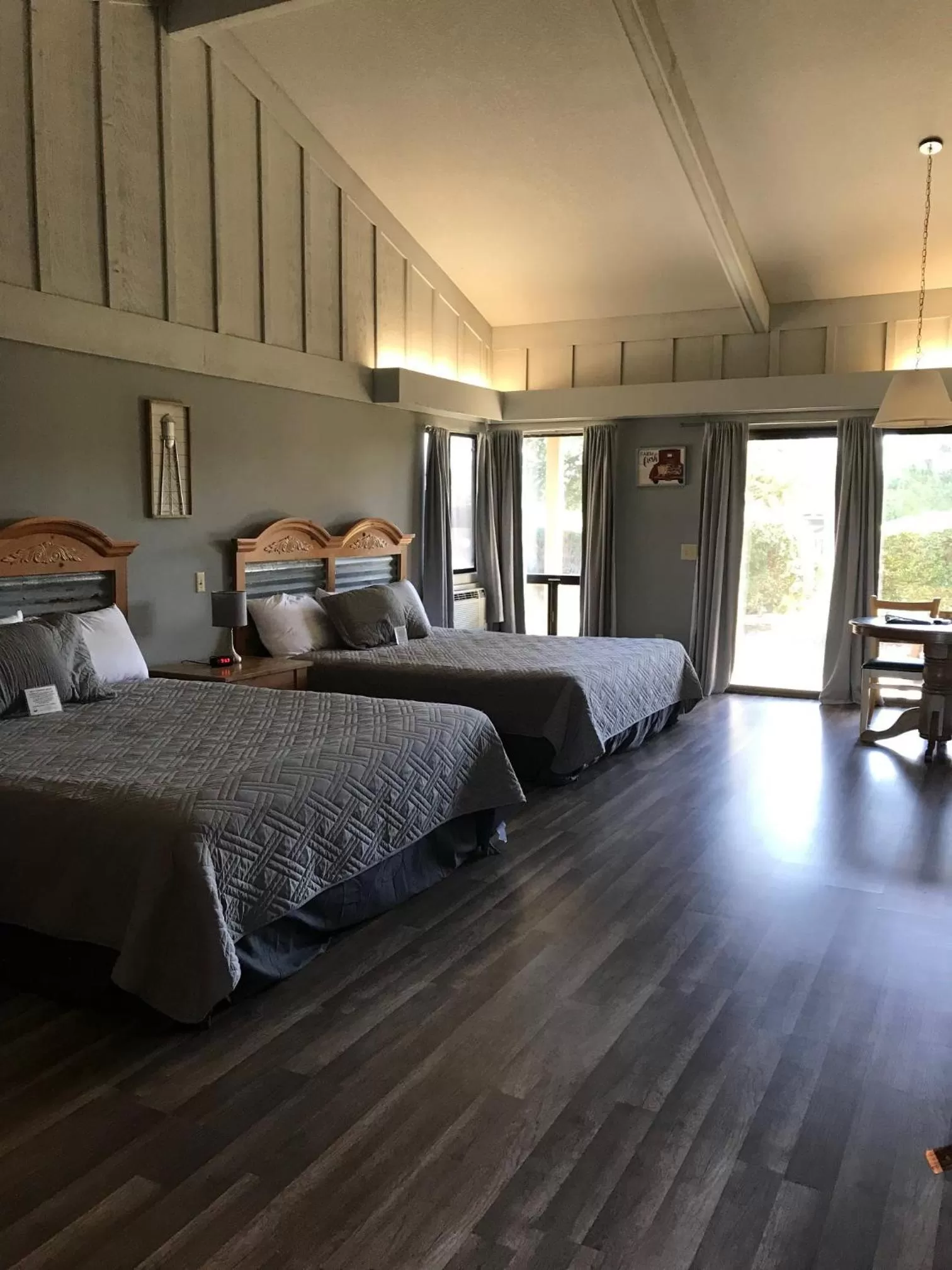 Bed in Ridgemark Golf Club and Resort