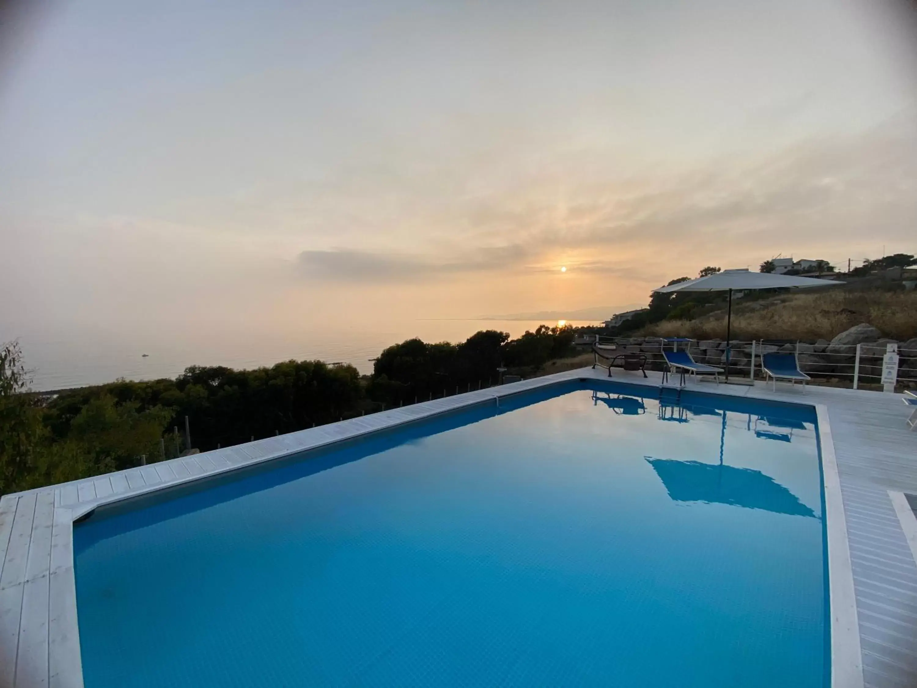 Natural landscape, Swimming Pool in Locazione Turistica Il Tucano