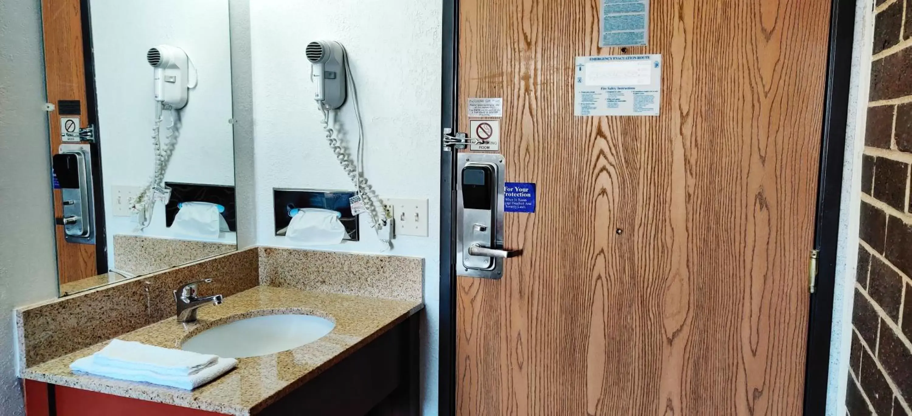 Bathroom in Reliance Inn