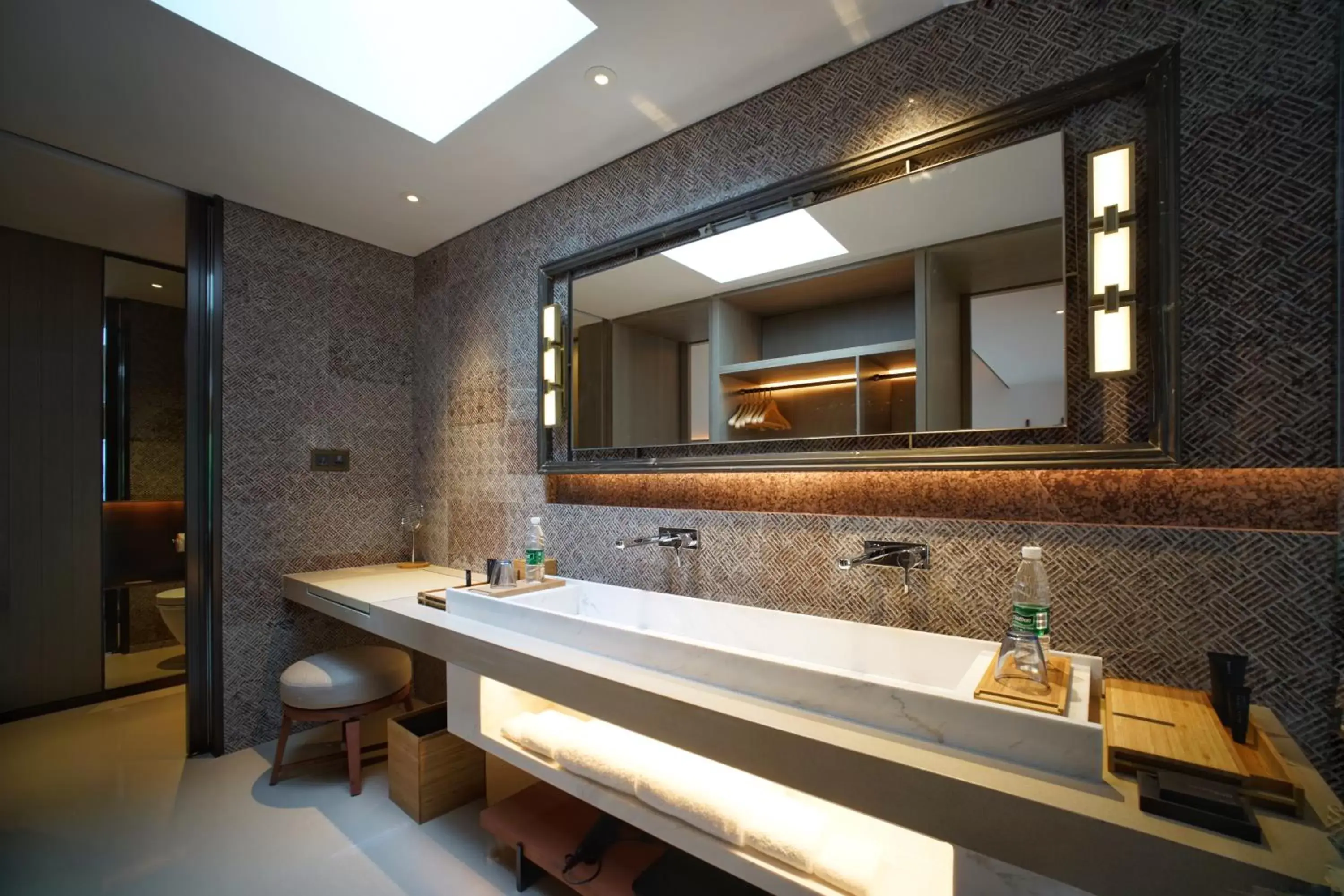 Bathroom in Yangshuo Sugar House