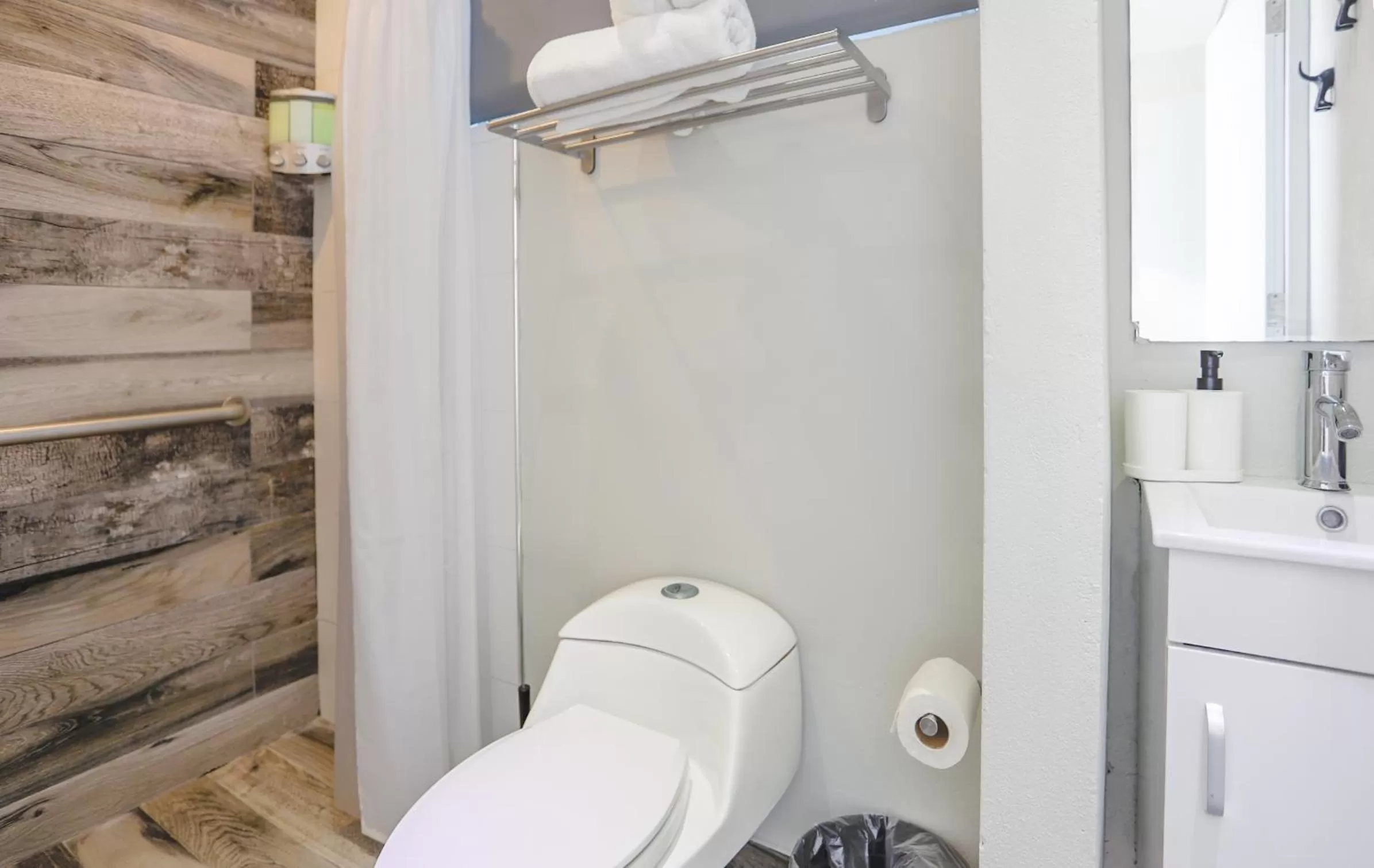 Bathroom in Rosalina Urbano