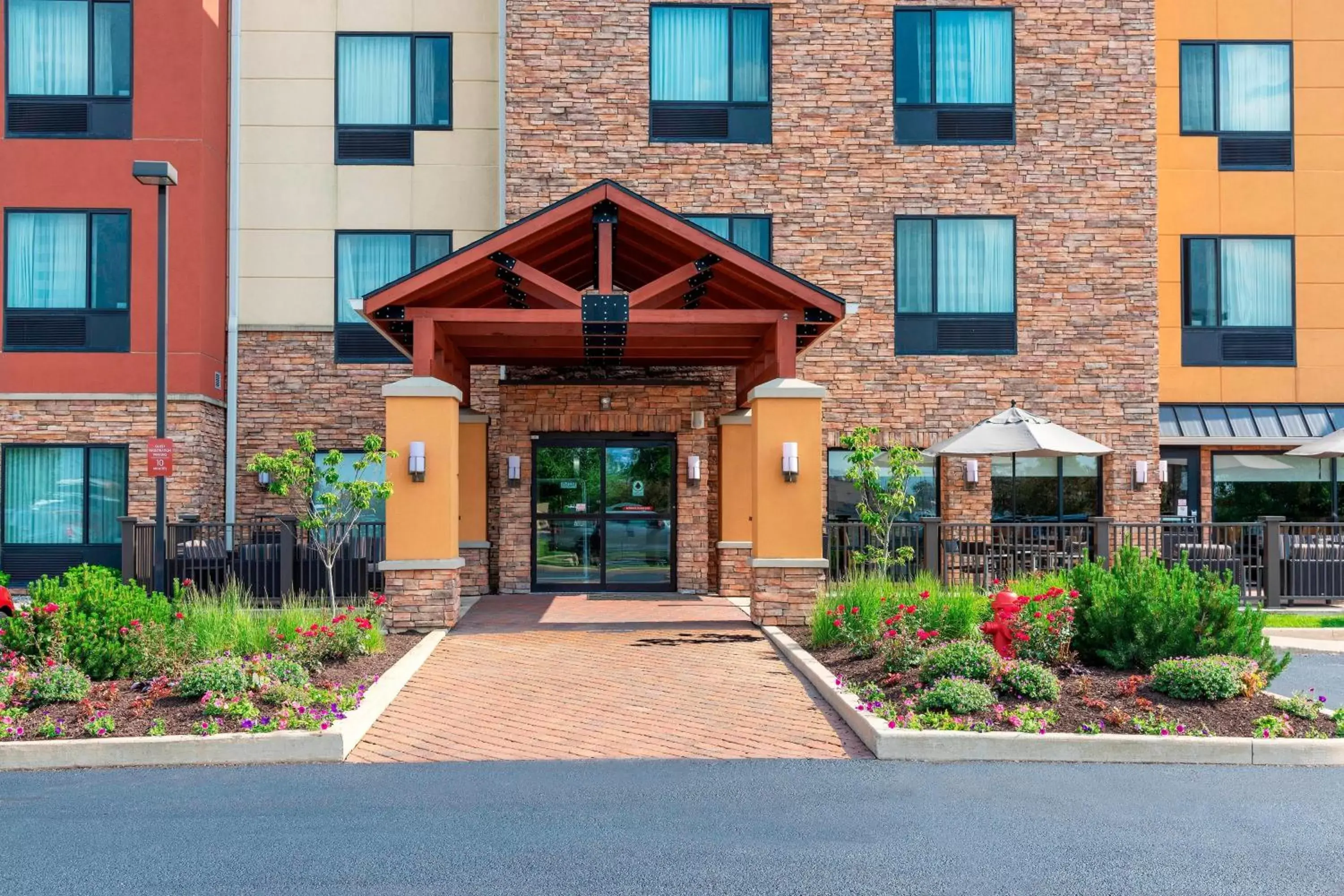 Property Building in TownePlace Suites Fort Wayne North