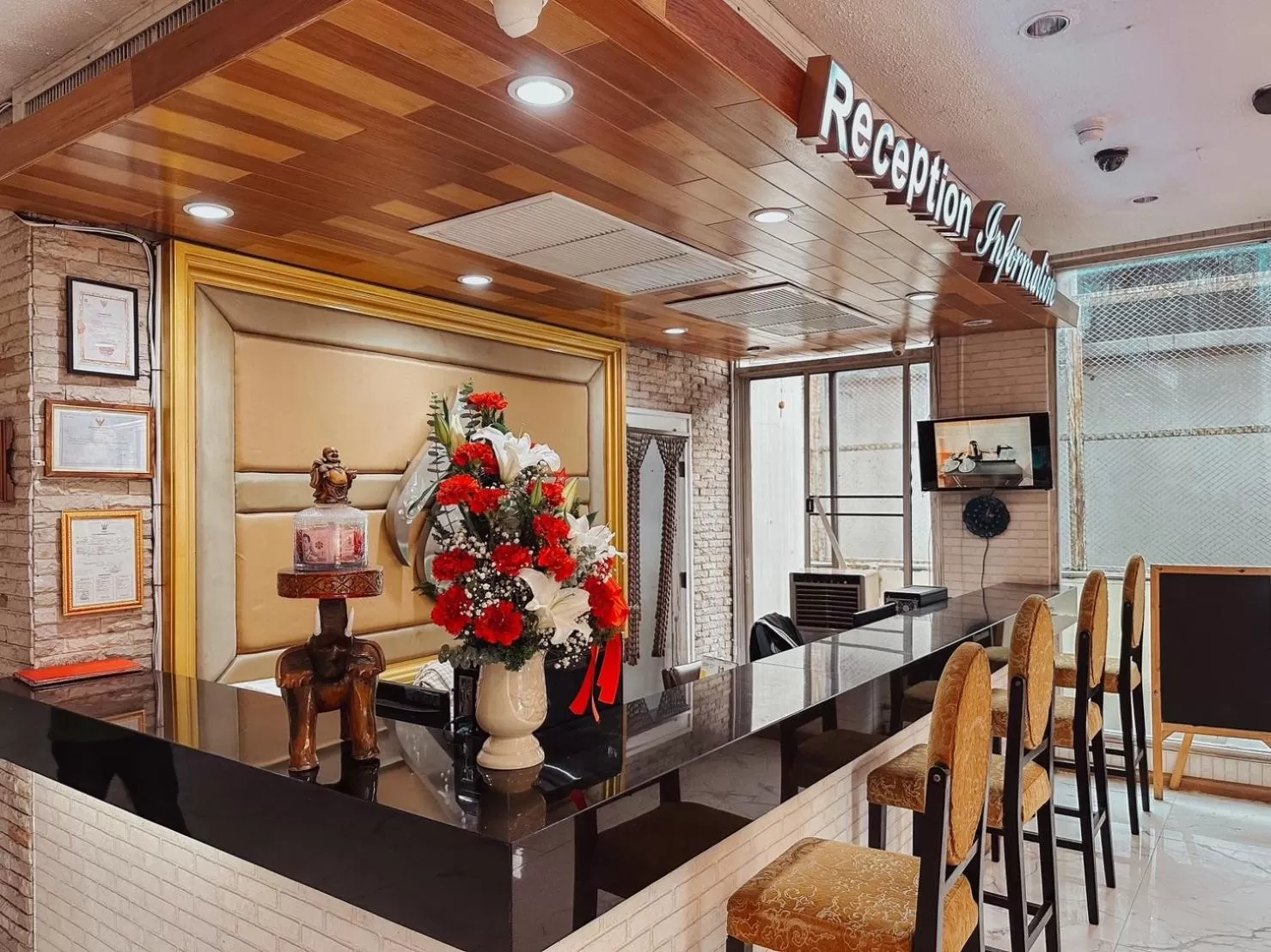 Lobby or reception in Hotel De Khuvieng