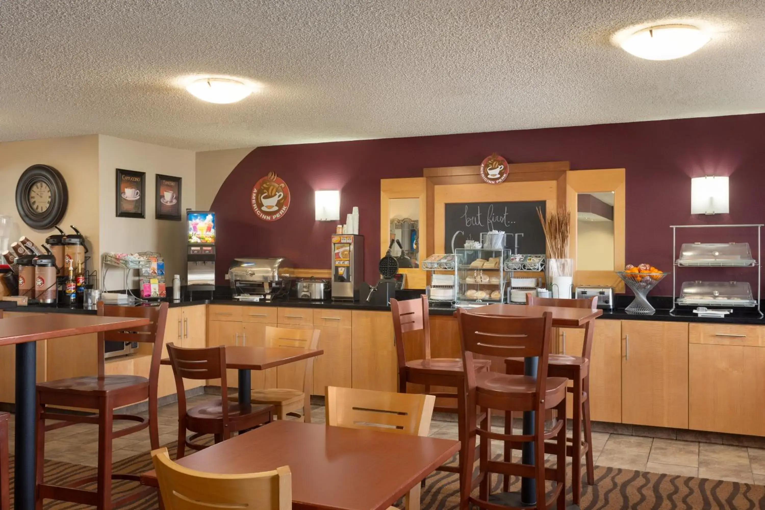 Continental breakfast, Restaurant/Places to Eat in AmericInn by Wyndham Salina