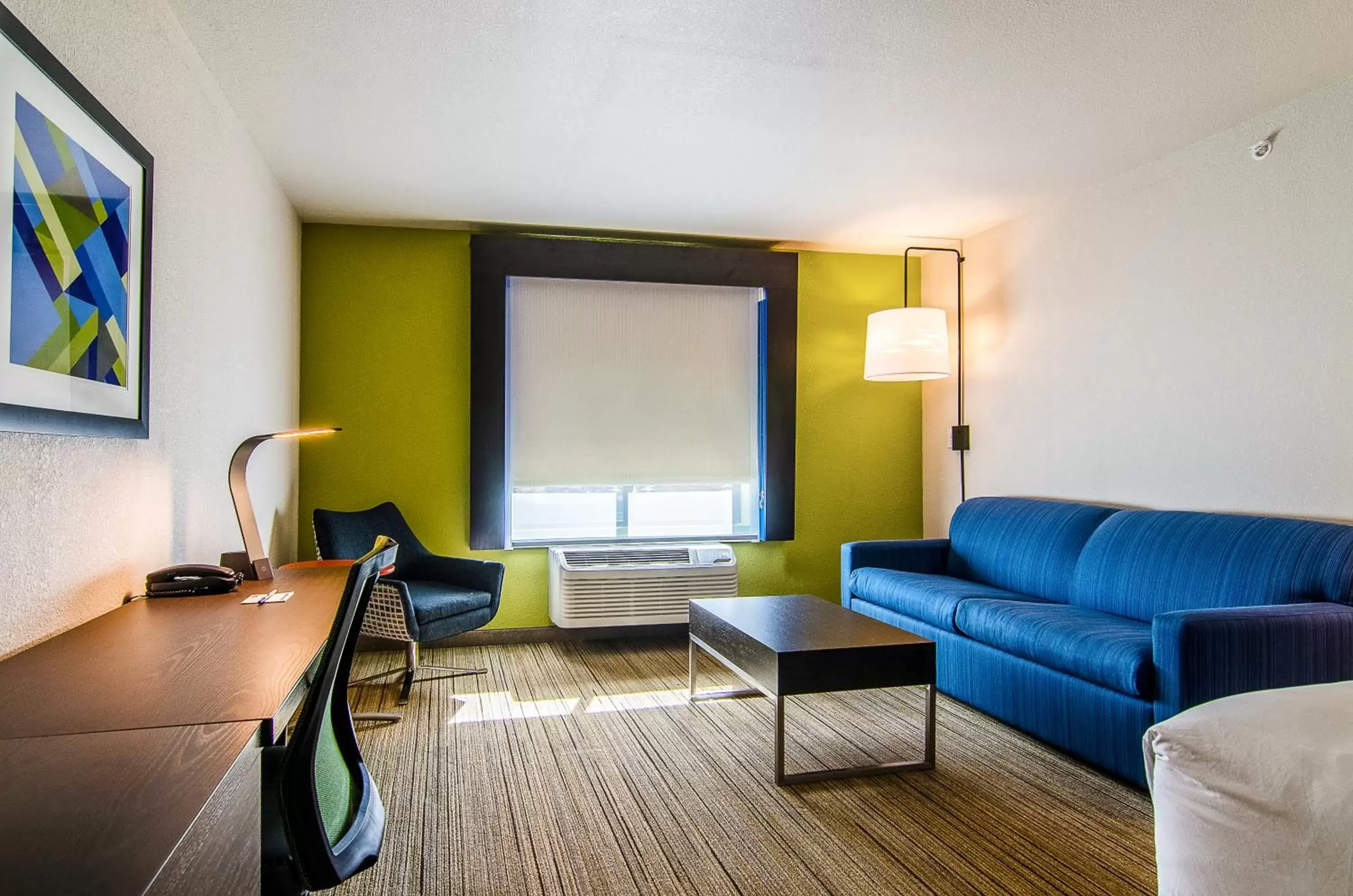 Seating Area in Holiday Inn Express & Suites - Atchison, an IHG Hotel