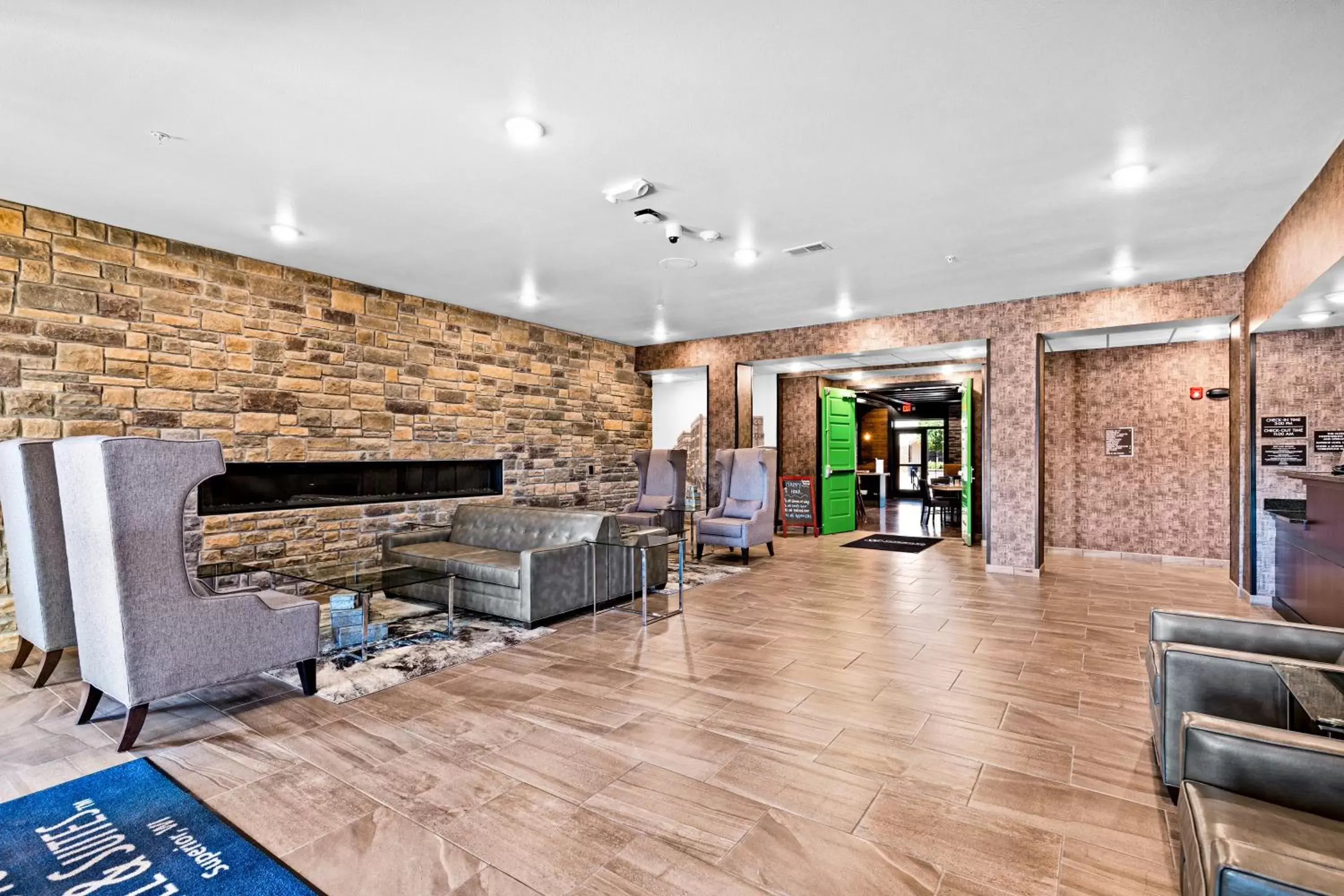 Lobby or reception in Cobblestone Hotel & Suites - Superior Duluth Lobby or reception in Cobblestone Hotel & Suites - Superior Duluth