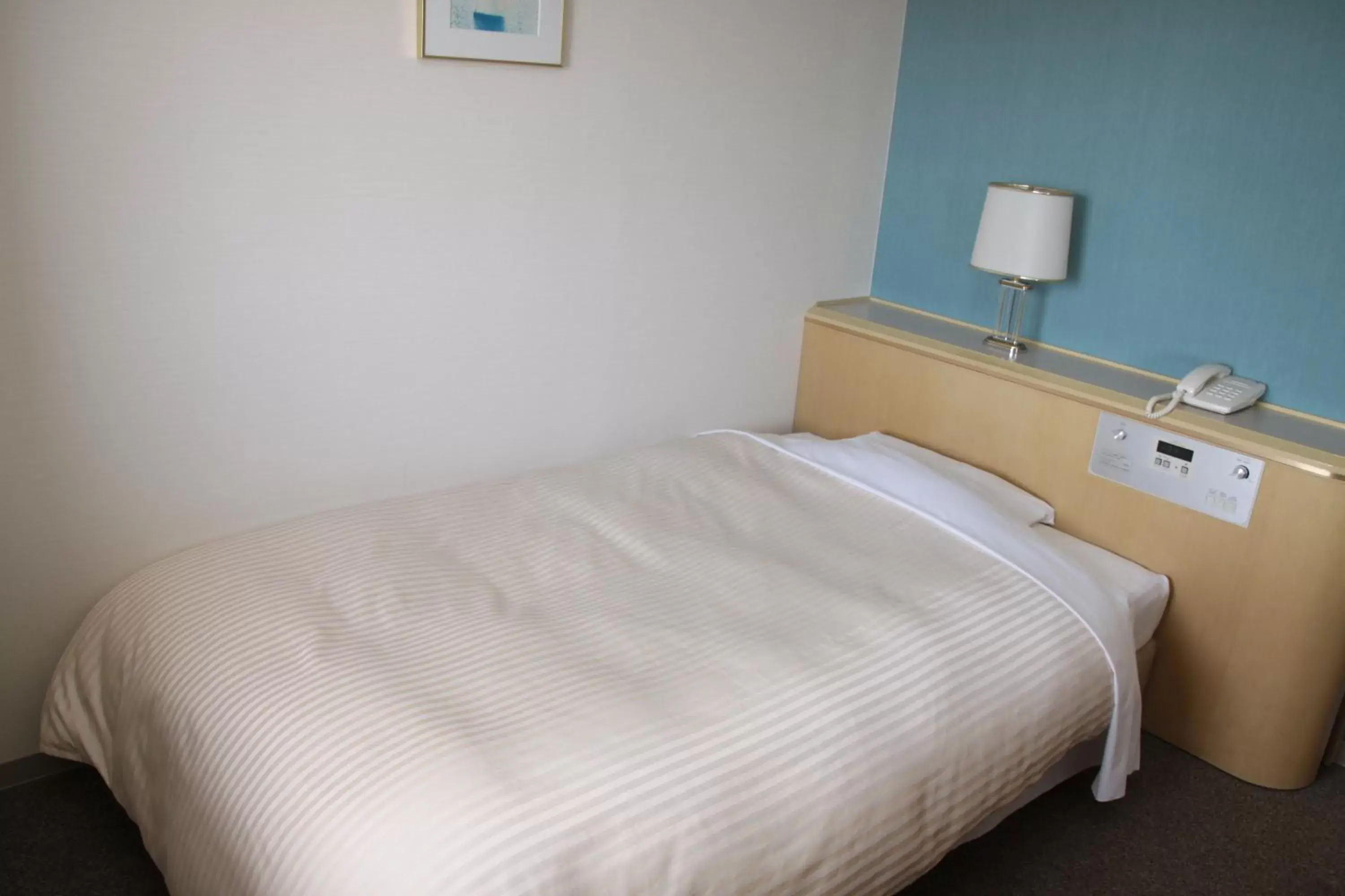Bedroom, Room Photo in Shin Osaka Washington Hotel Plaza
