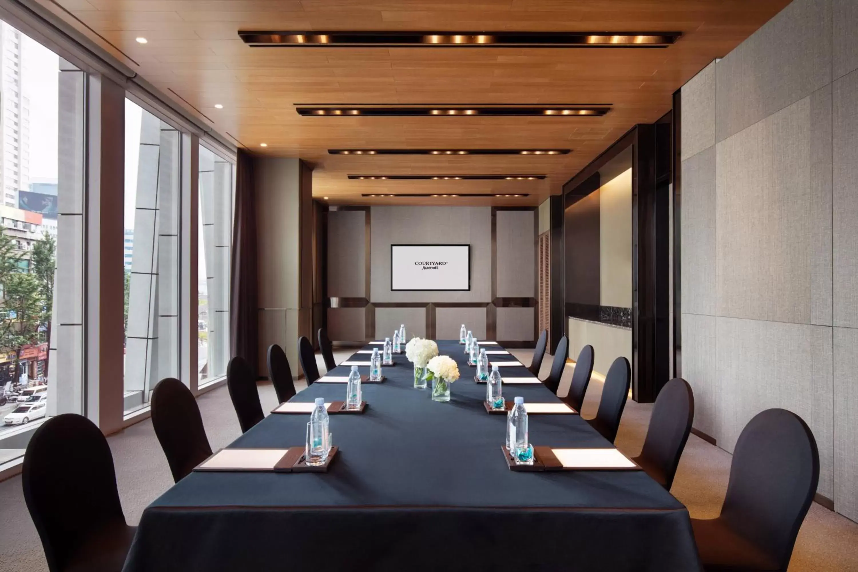 Meeting/conference room in Courtyard by Marriott Seoul Namdaemun