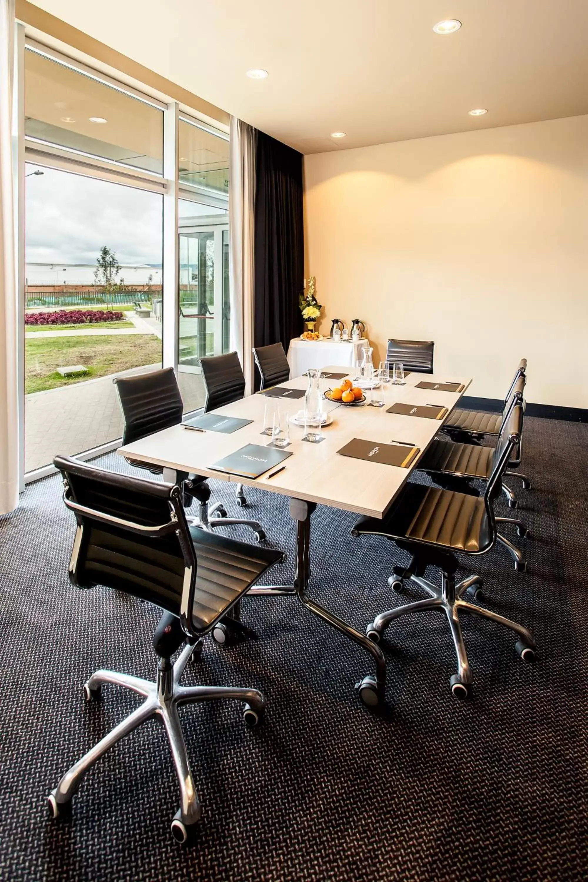 Business facilities in Movich Buro 26