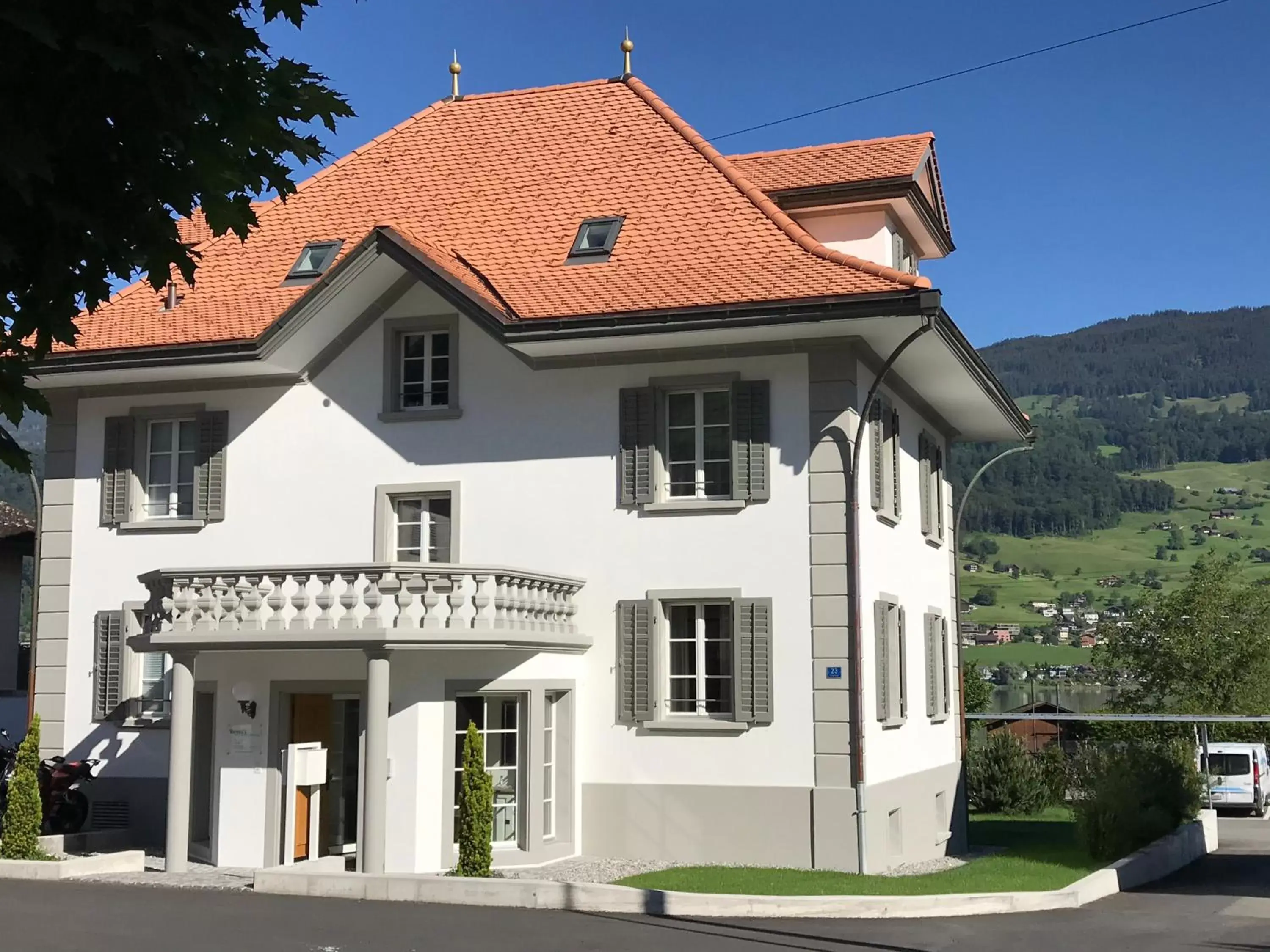 Quiet street view, Property Building in Verena's Boutique Villa au lac