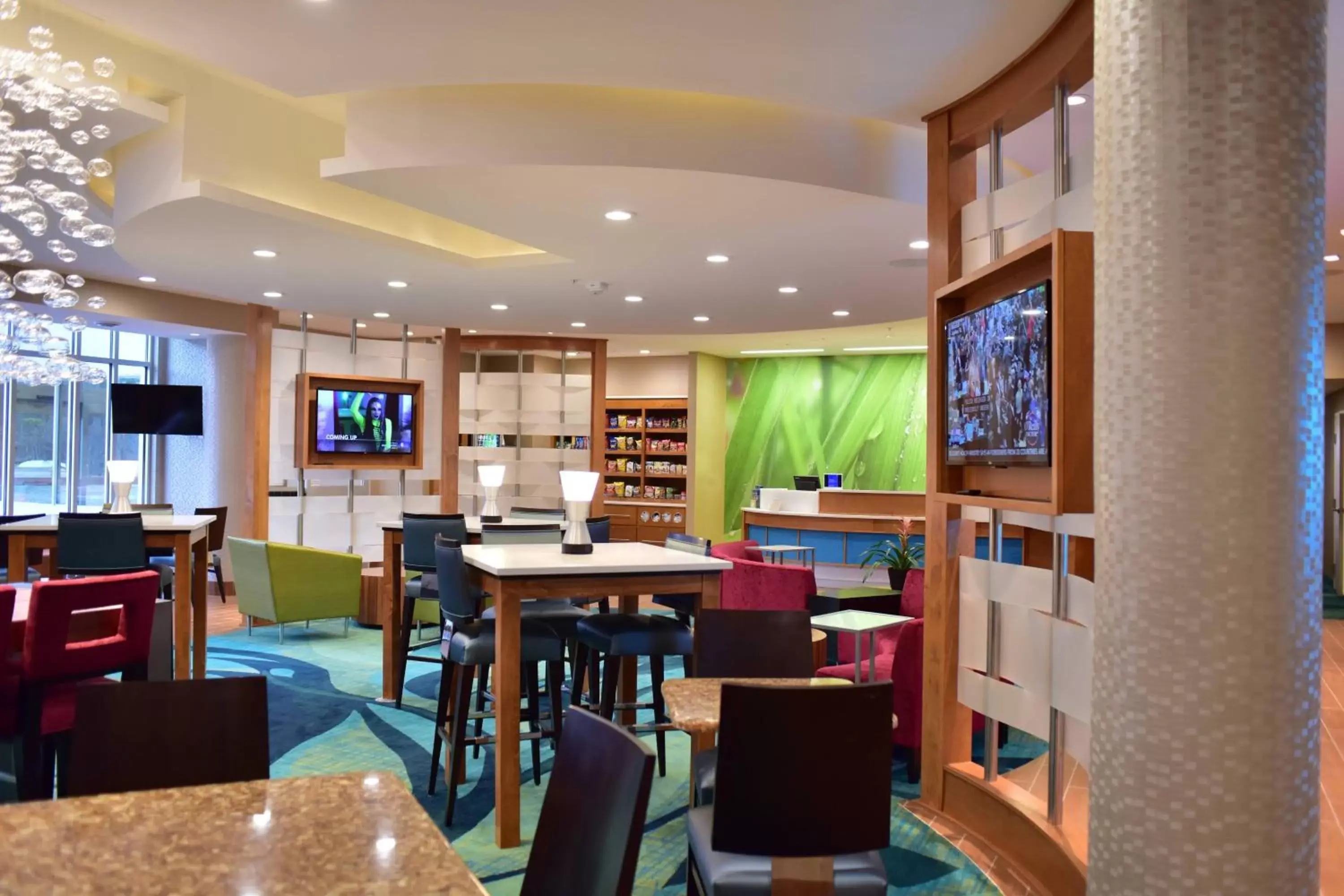 Lobby or reception, Restaurant/Places to Eat in SpringHill Suites by Marriott Wisconsin Dells