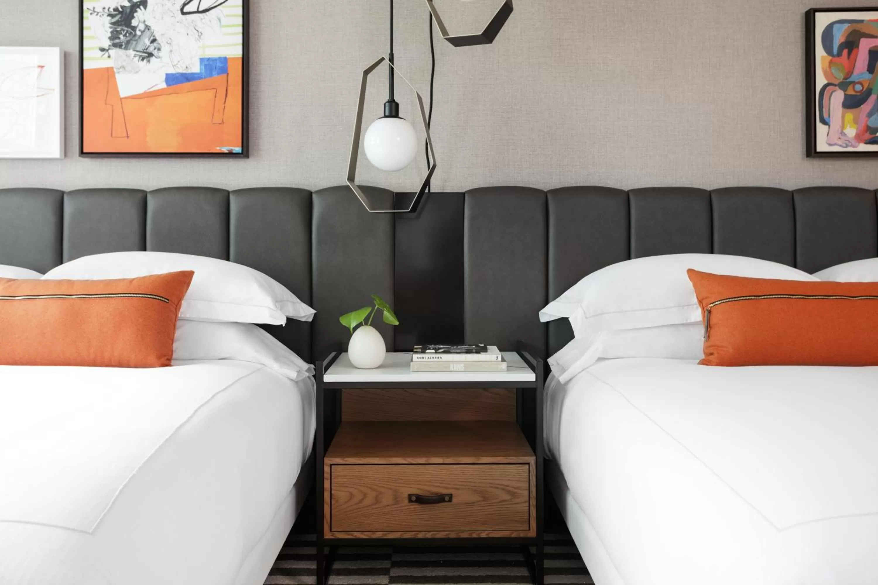 Bedroom, Bed in Kimpton - Harper Hotel by IHG