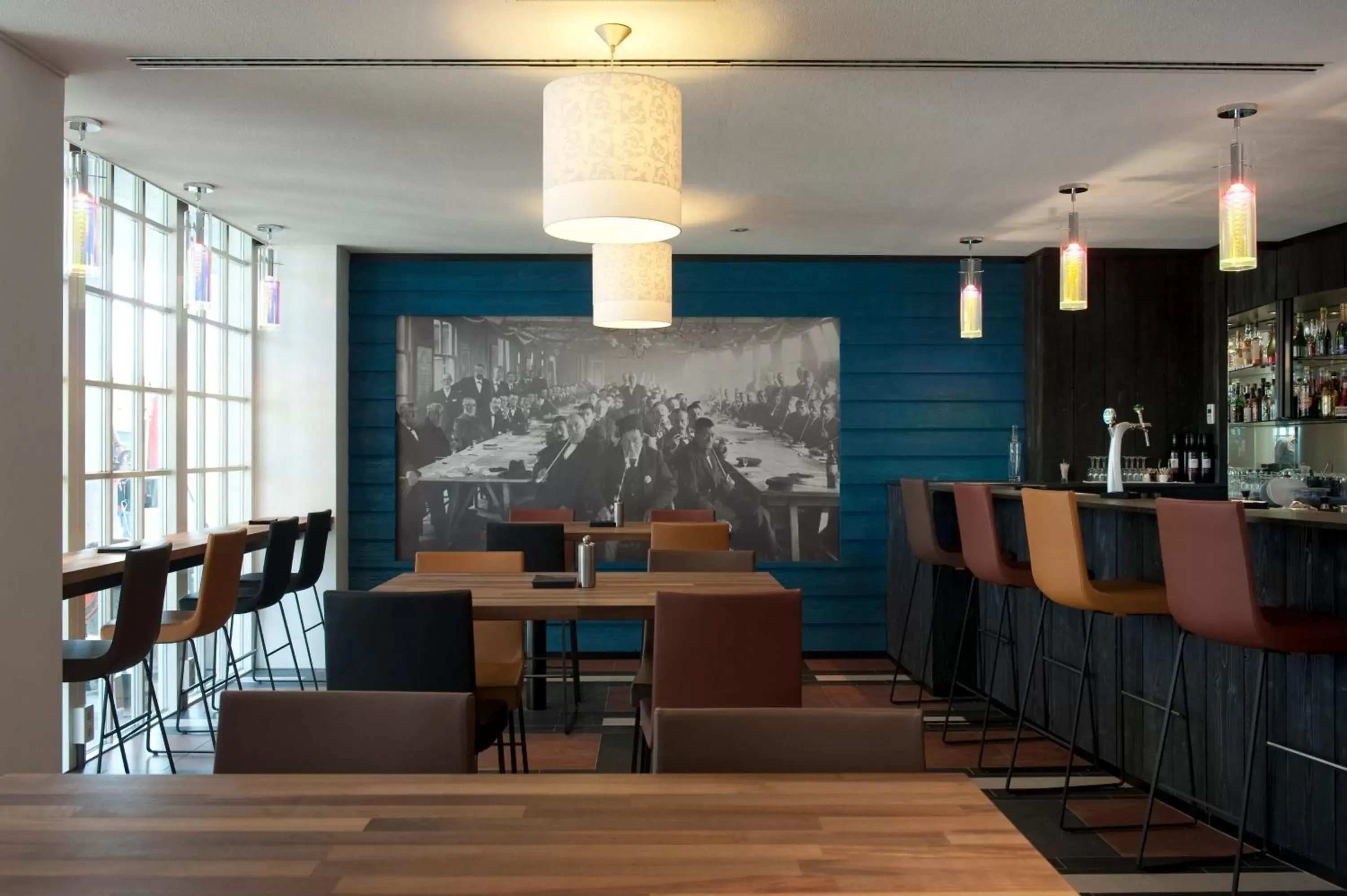 Lounge or bar in Inntel Hotels Amsterdam Zaandam Lounge or bar in Inntel Hotels Amsterdam Zaandam