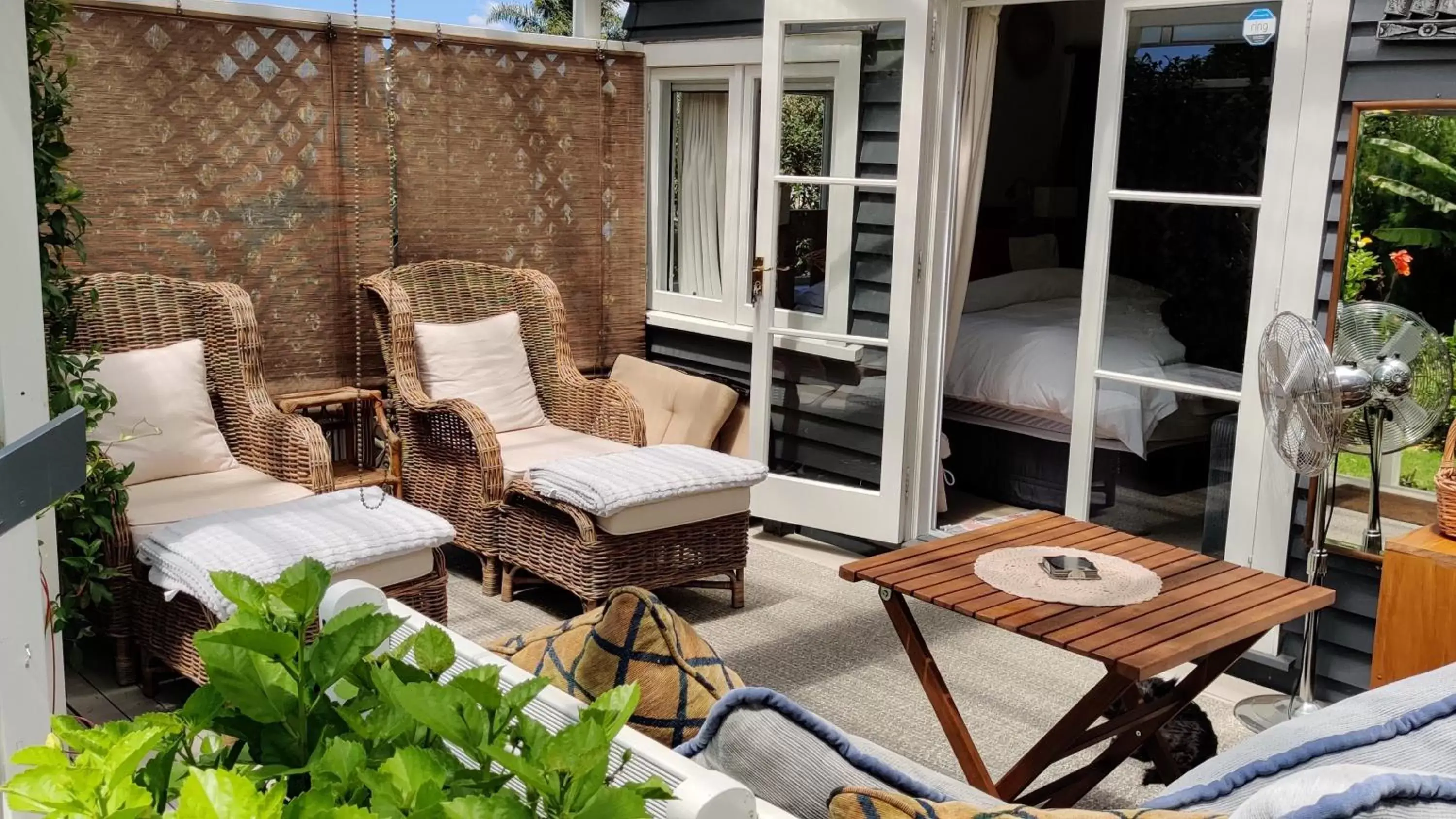 Balcony/Terrace, Seating Area in Moon Gate Villa