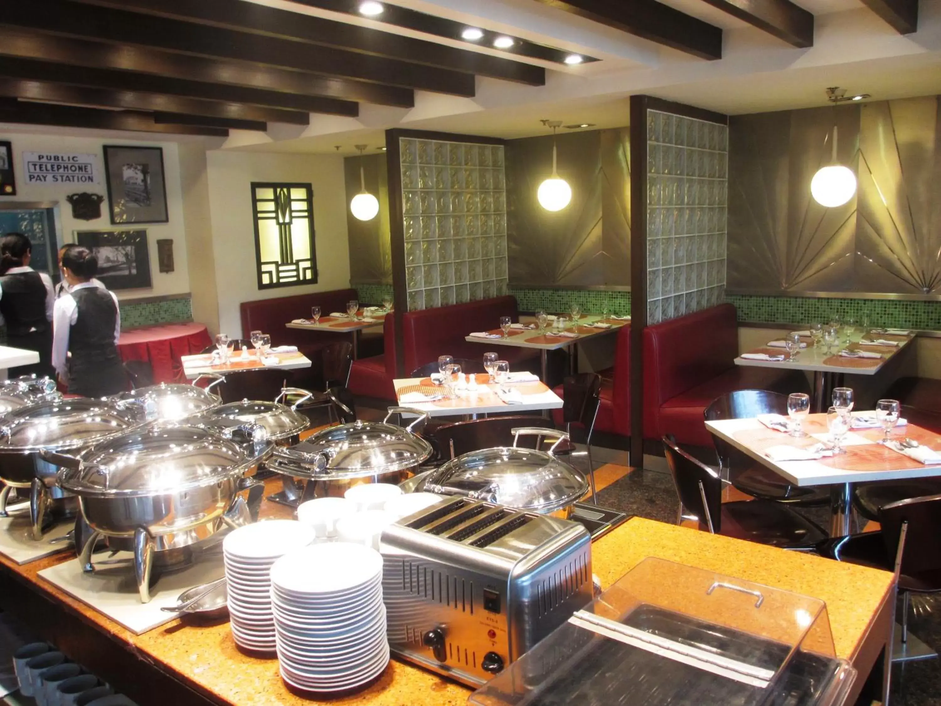 Restaurant/Places to Eat in Crown Regency Hotel Makati