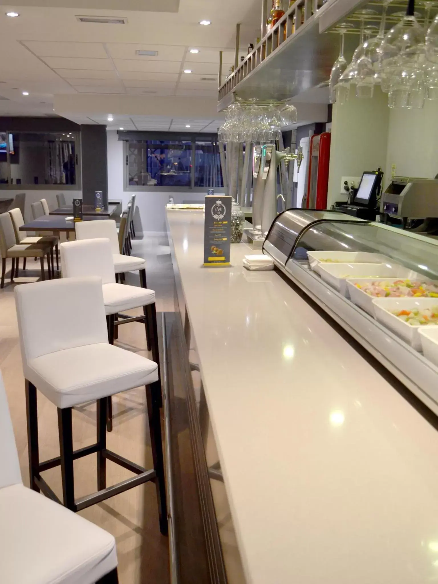 Lounge or bar, Restaurant/Places to Eat in UVE Alcobendas