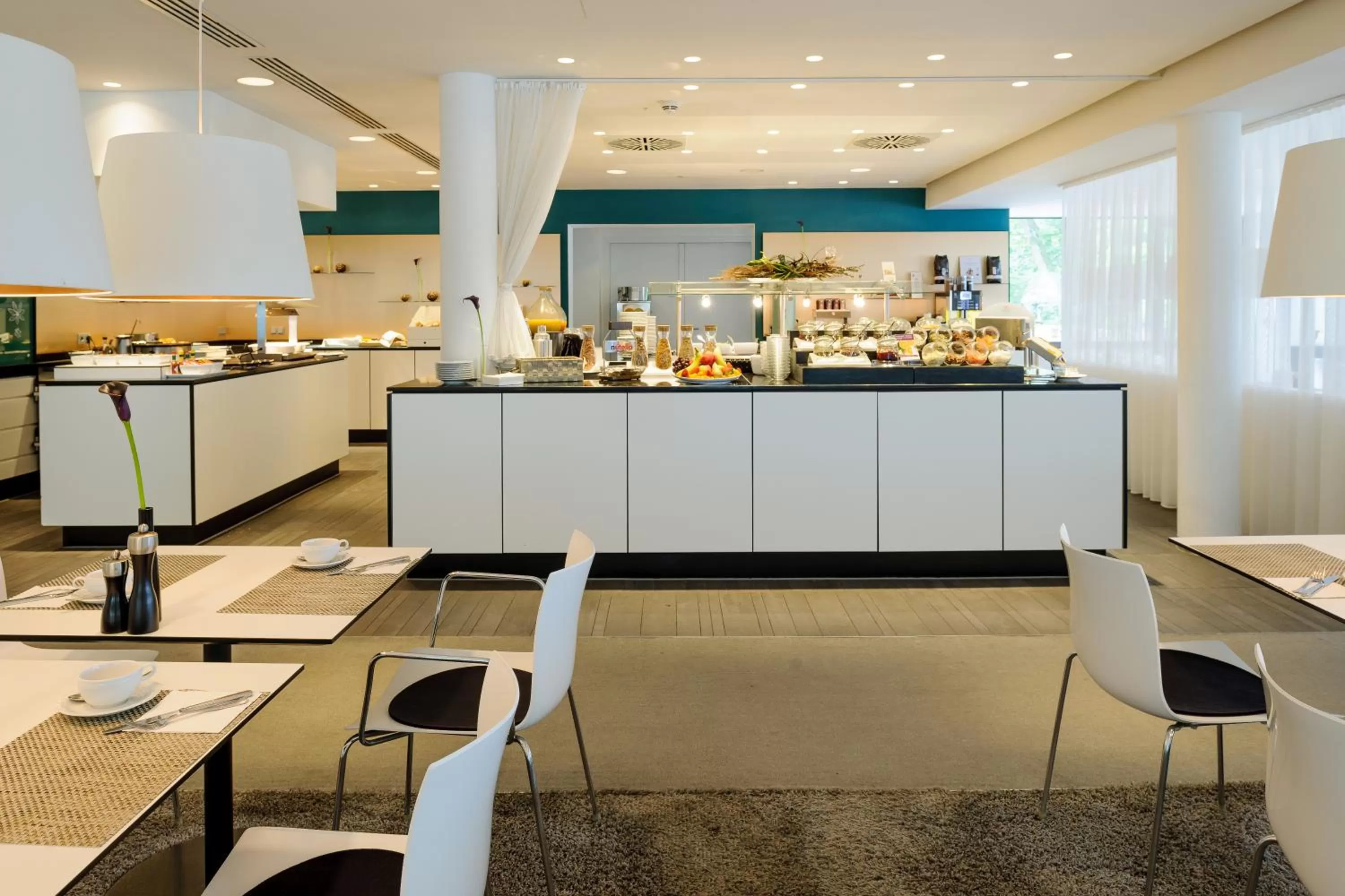 Buffet breakfast in Congress Hotel Mercure Nürnberg an der Messe