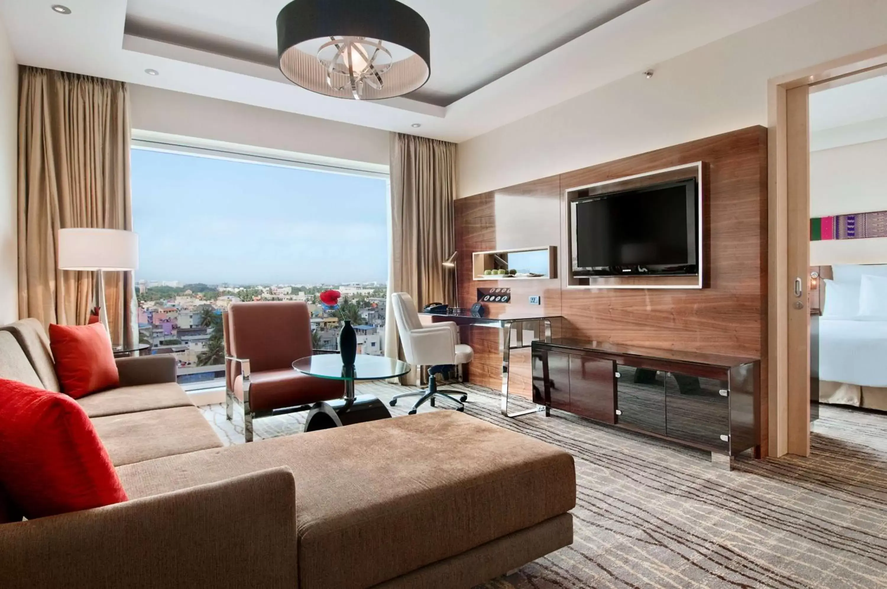 Living room, Seating Area in Hilton Chennai