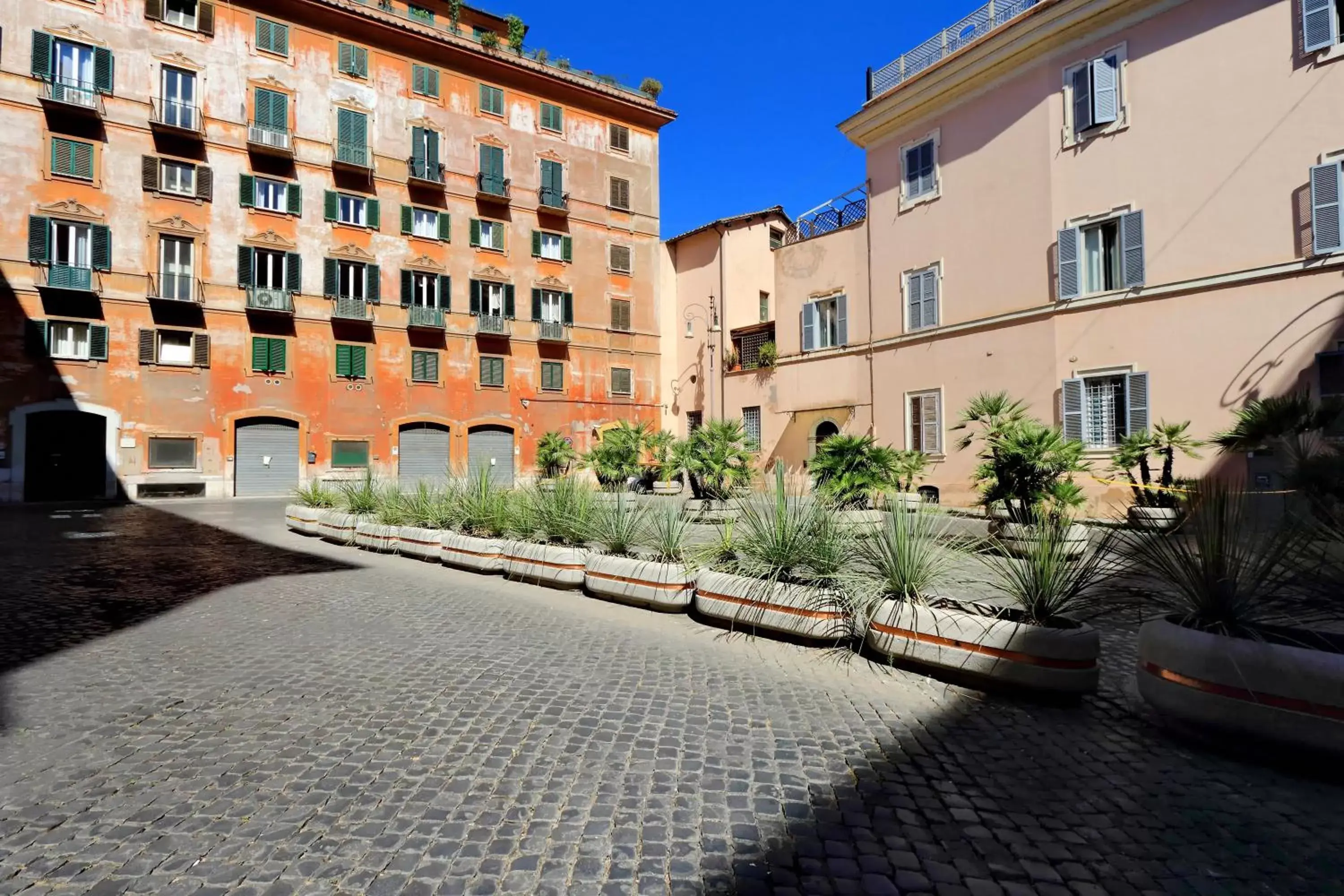 Property Building in Piazza Venezia Grand Suite