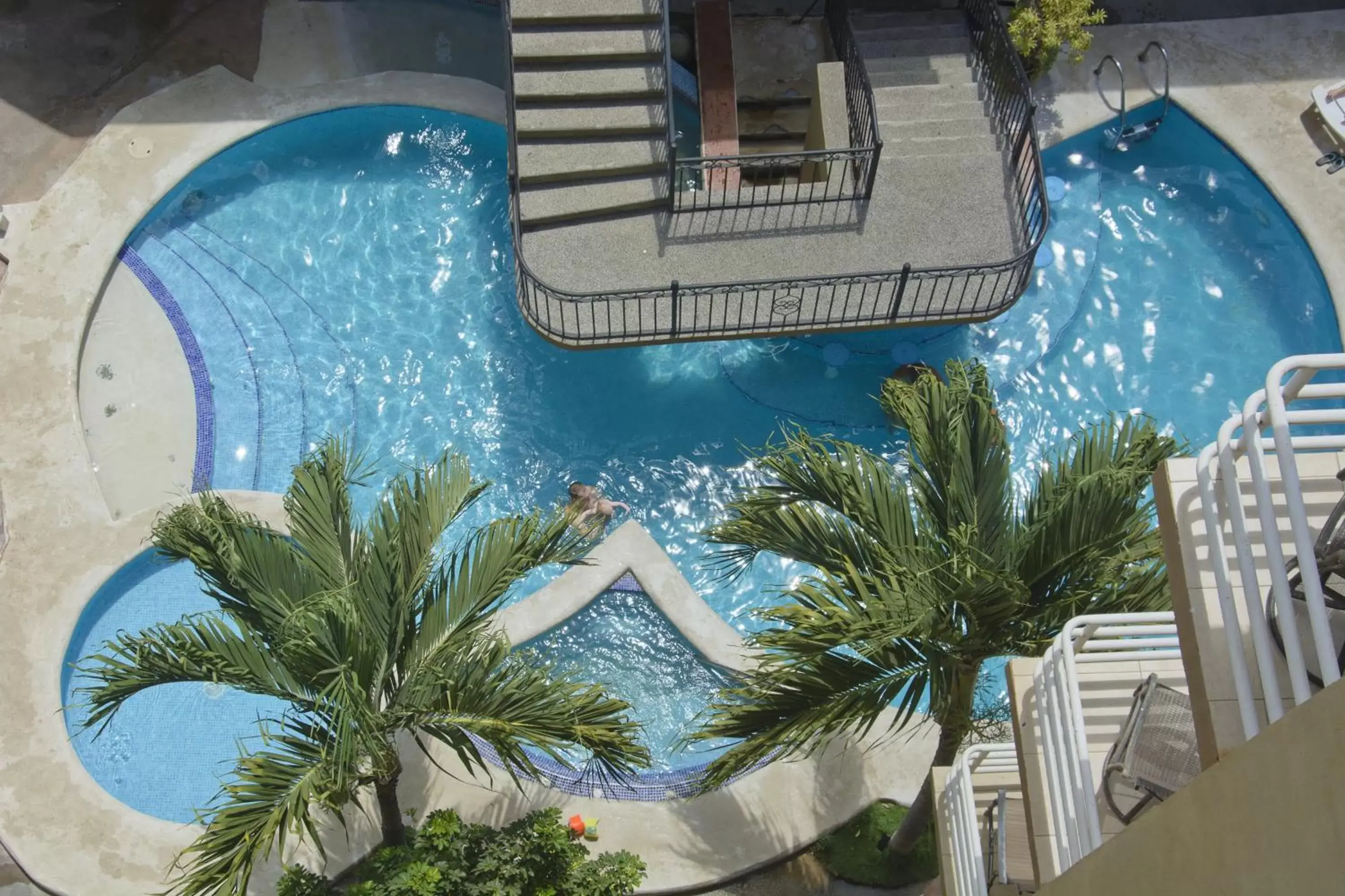 Swimming pool, Pool View in Balcon del Mar Beach Front Hotel