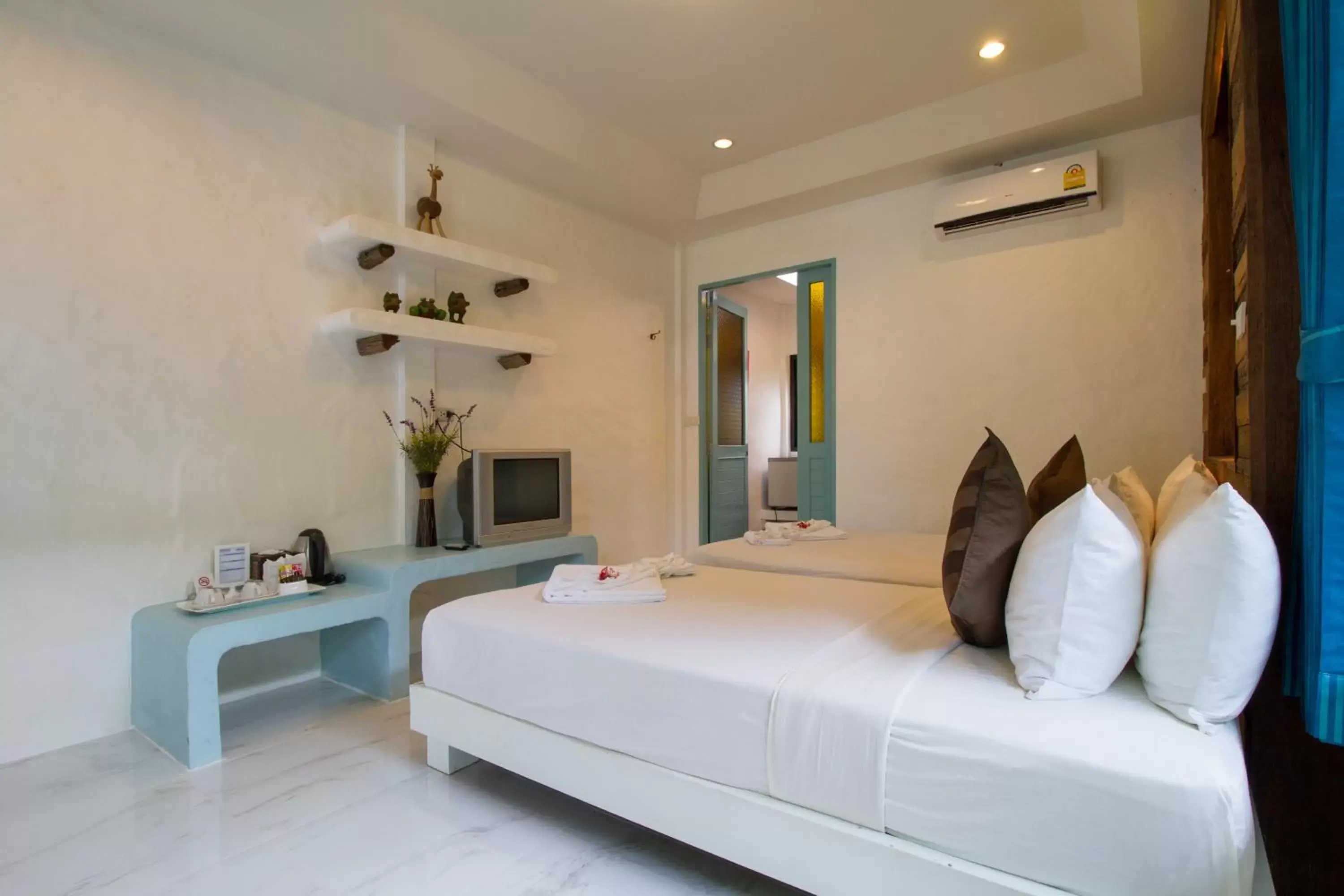 Standard Double or Twin Room with Balcony in Koh Chang Grandview Resort