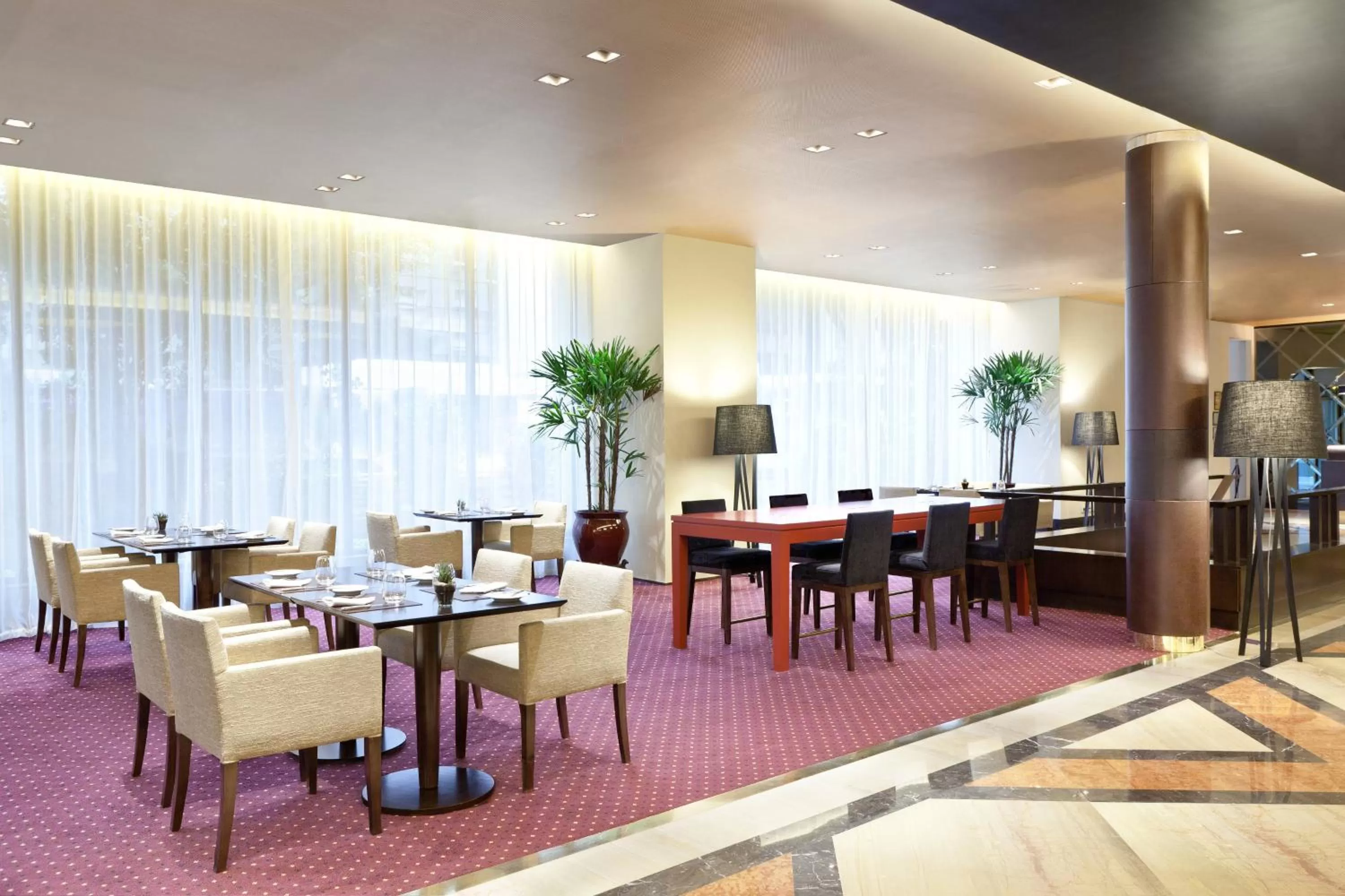 Restaurant/places to eat in Libertador Hotel