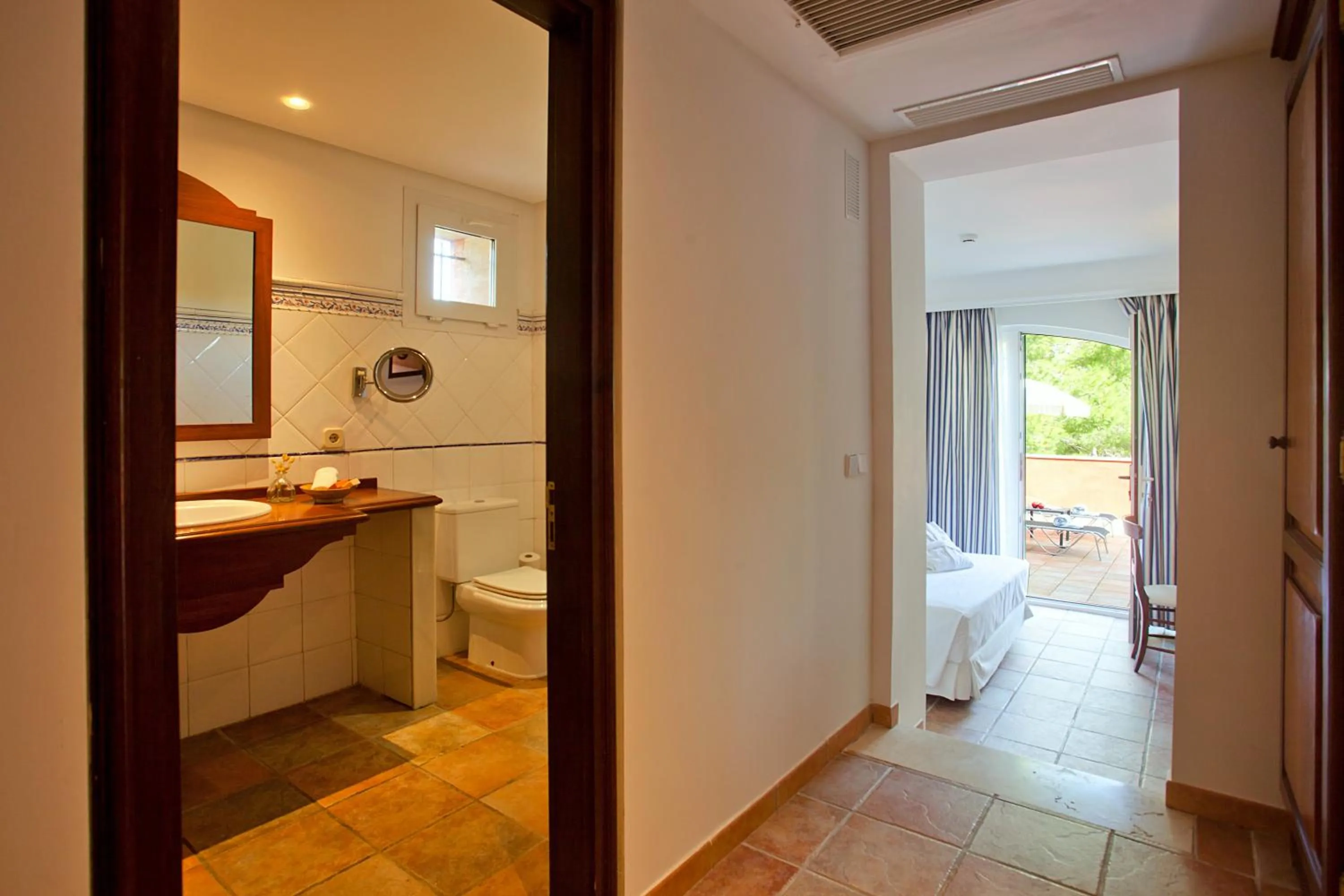 Bathroom in Hotel Cala Sant Vicenç - Adults Only