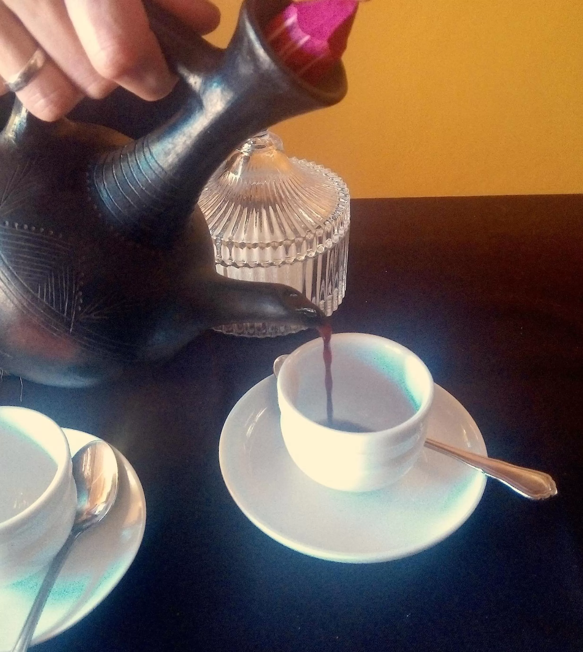 Restaurant/places to eat in Hotel Acacia City