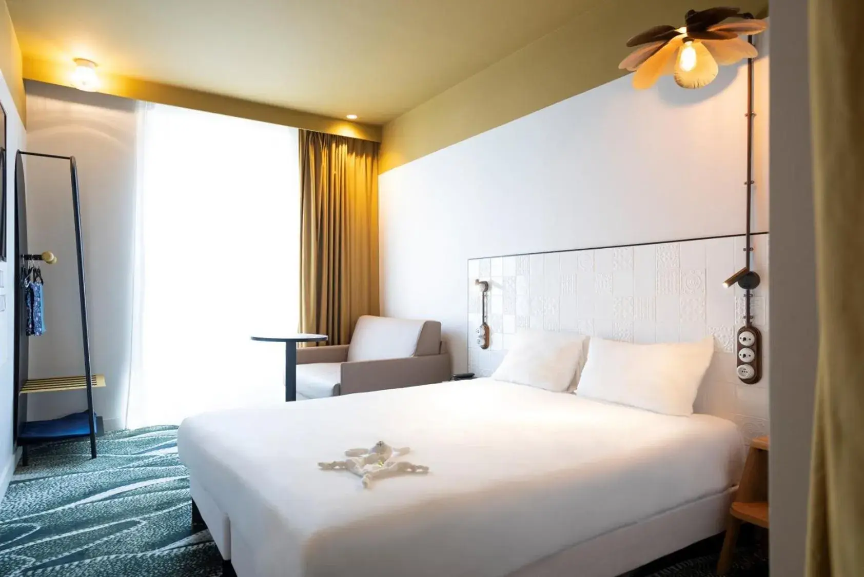 Bed in ibis Styles Paris Gare De Lyon TGV Bed in ibis Styles Paris Gare De Lyon TGV