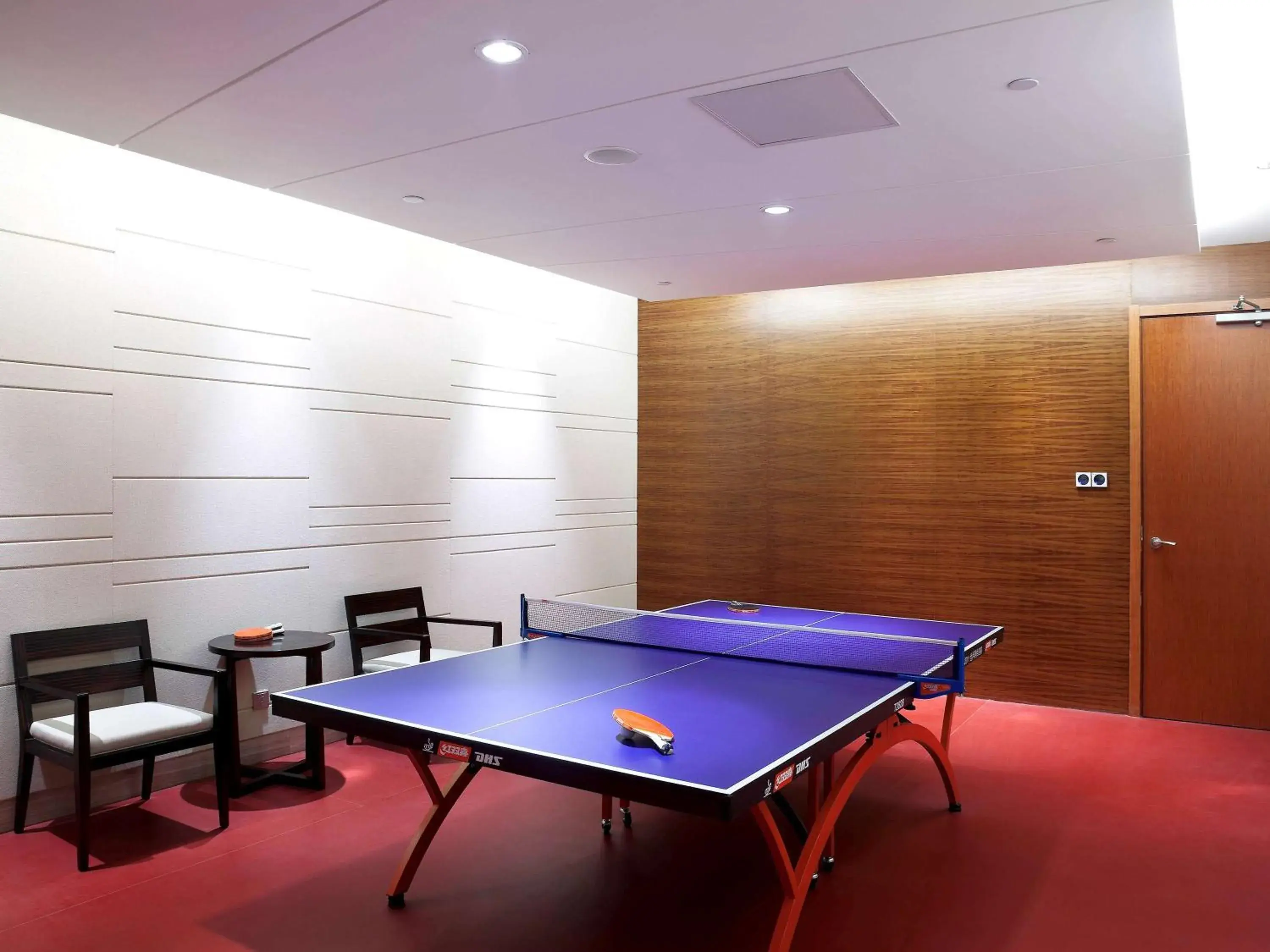 On site, Table Tennis in Novotel Nanjing East Suning Galaxy