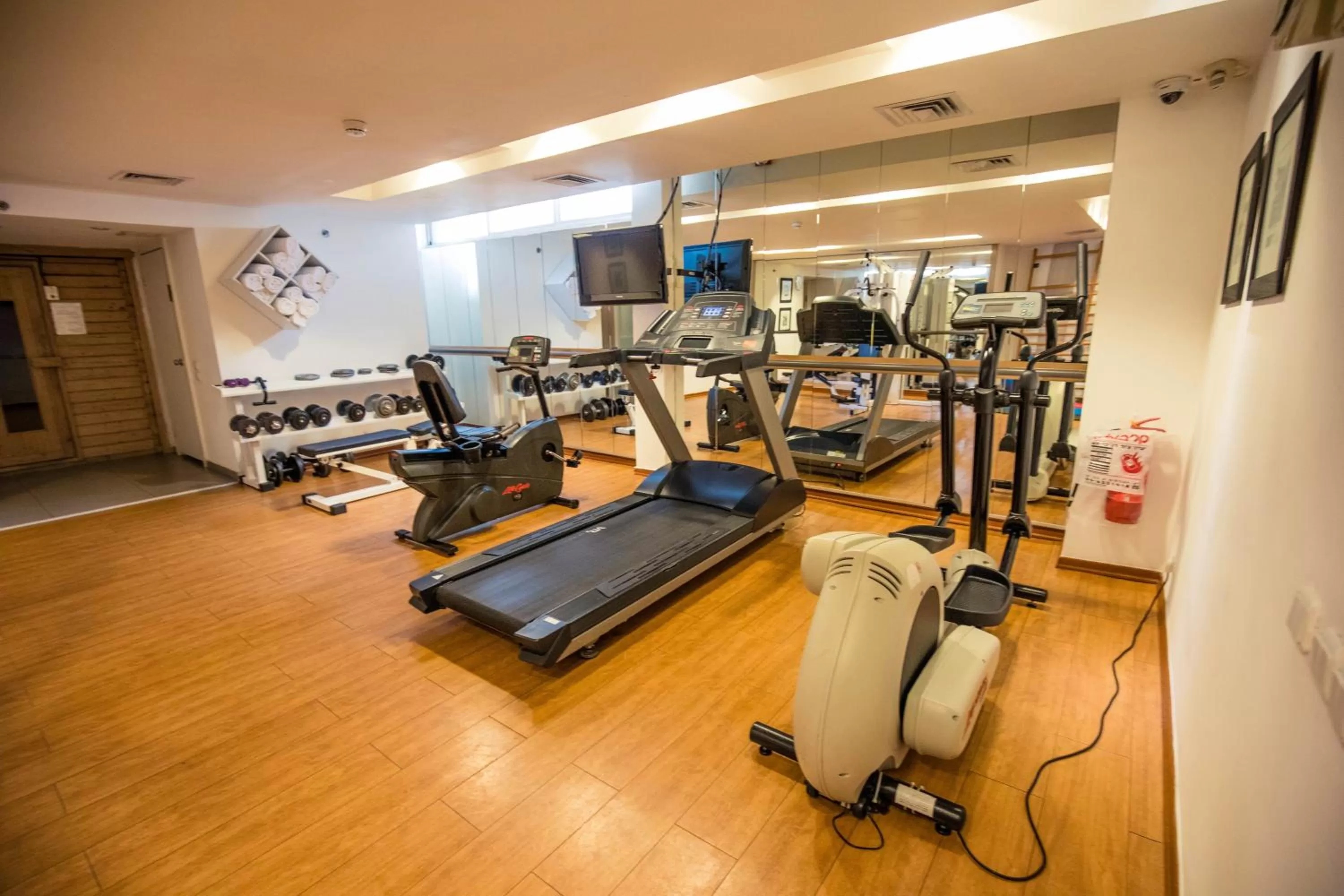 Fitness Center/Facilities in Sea view apartment suite