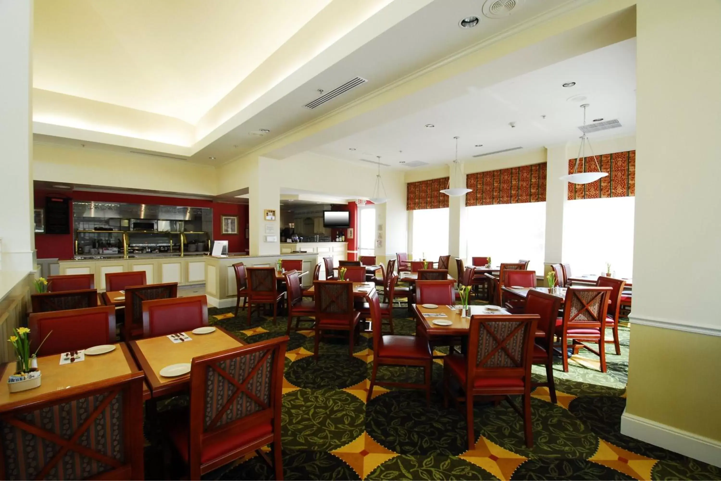 Restaurant/Places to Eat in The Bayshore Hotel San Francisco Airport - Burlingame