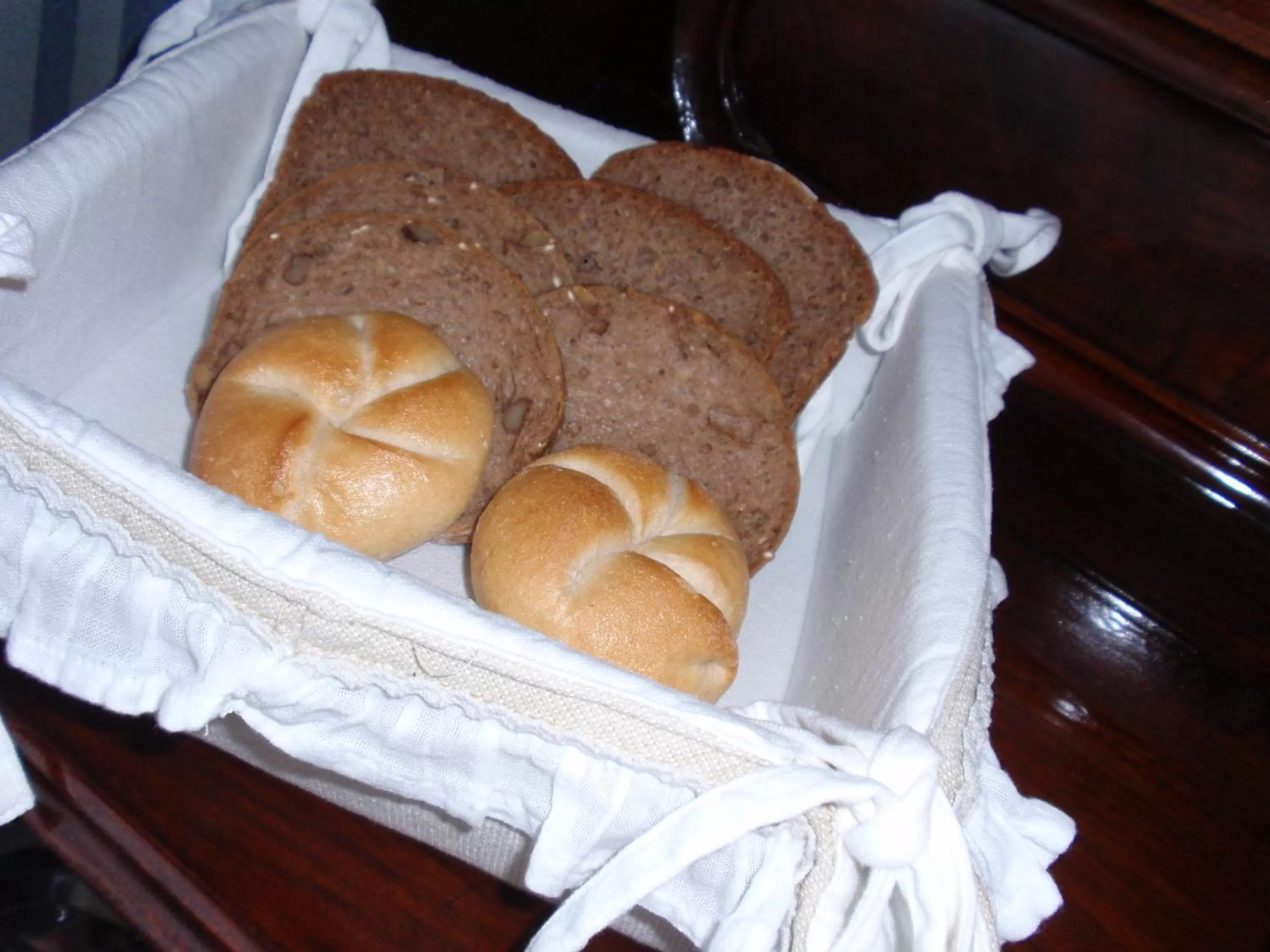 Food and drinks in Villa-Angelina