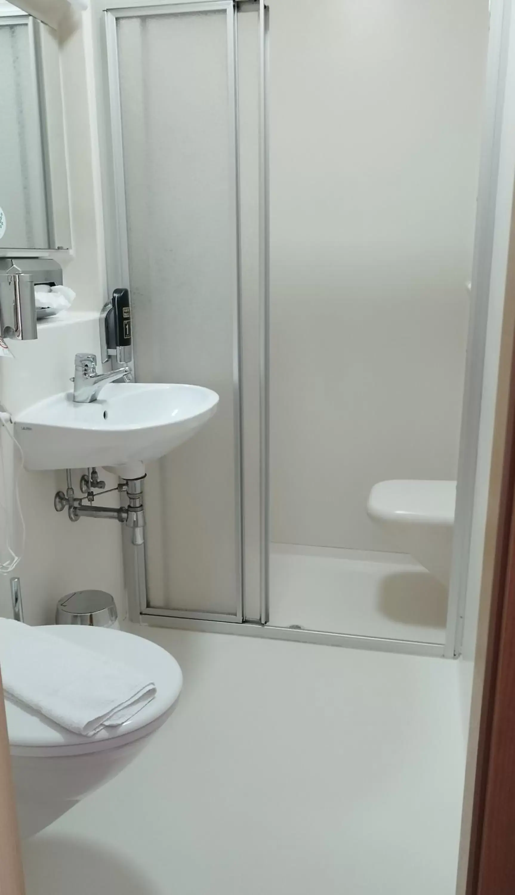 Shower, Bathroom in Berghotel Steiger - Erzgebirge