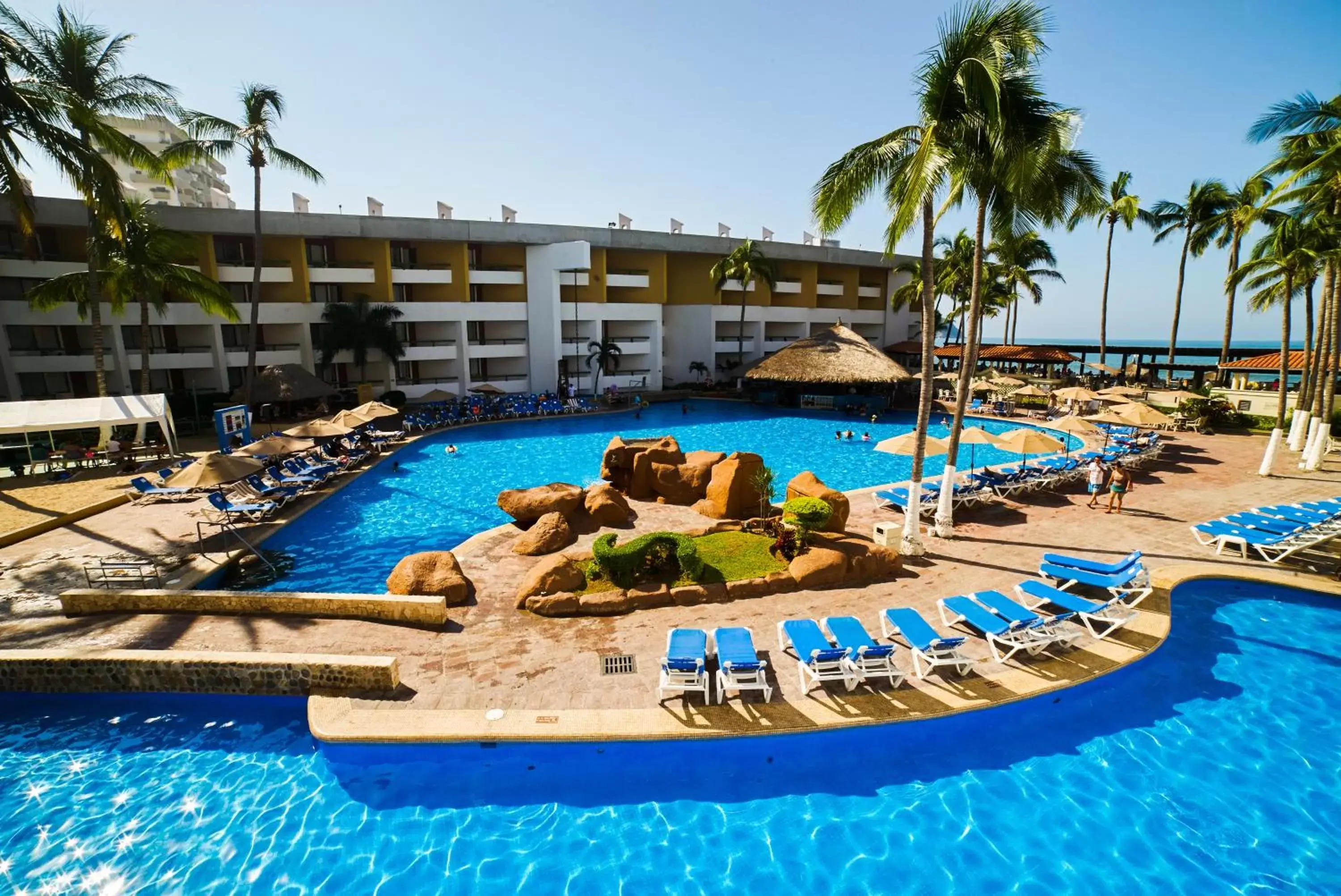 Swimming Pool in El Cid Castilla Beach