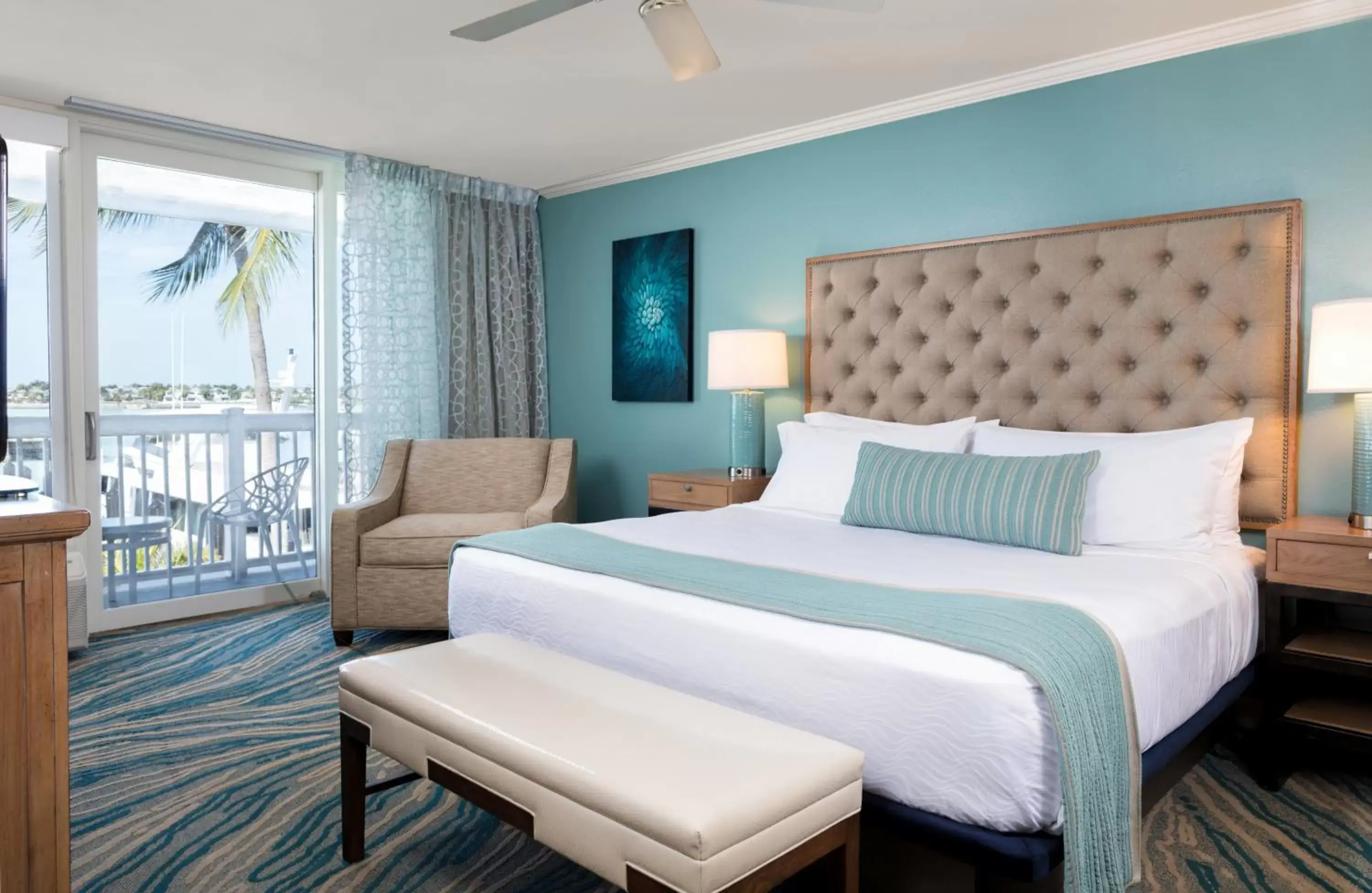 Photo of the whole room, Bed in Opal Key Resort & Marina