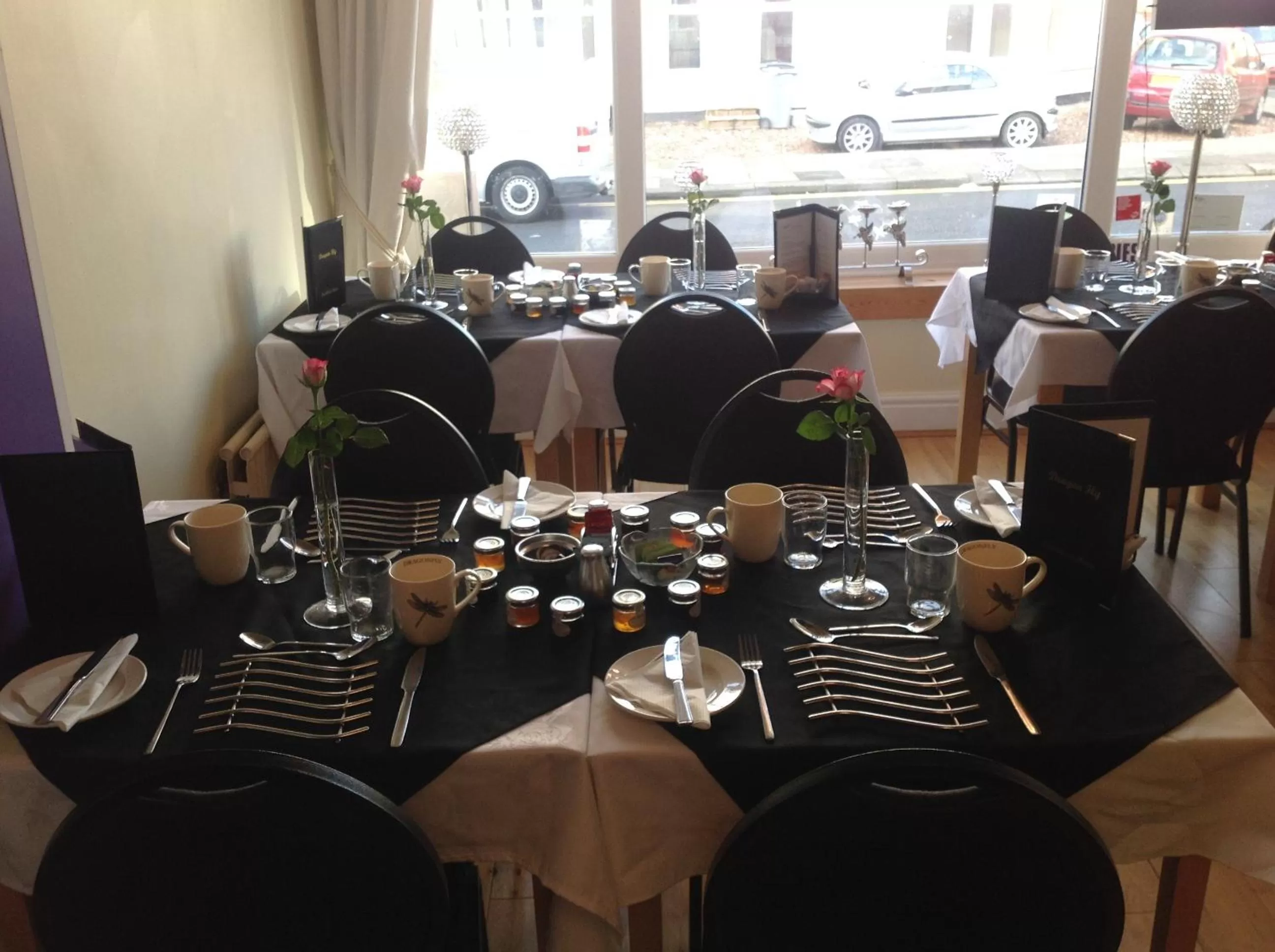 Restaurant/places to eat in The Dragonfly