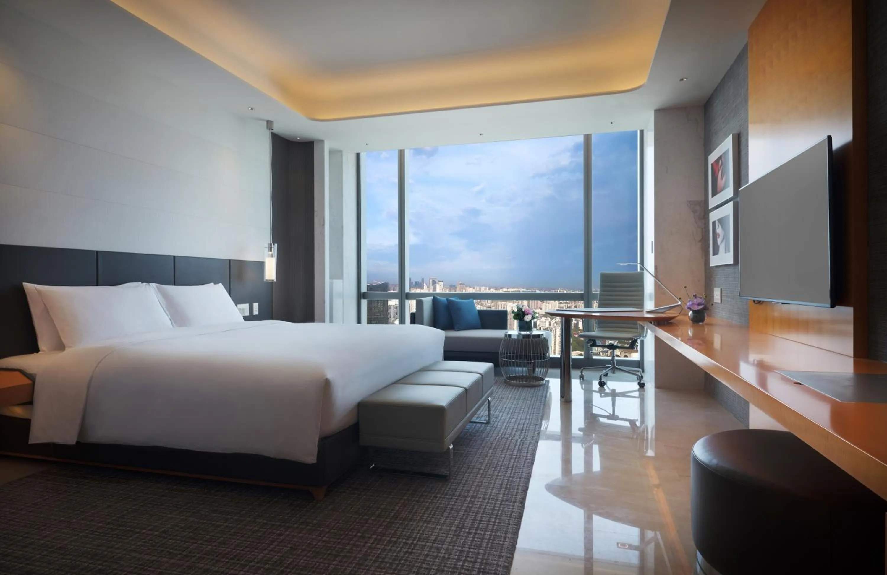 Photo of the whole room, Bed in Sofitel Haikou