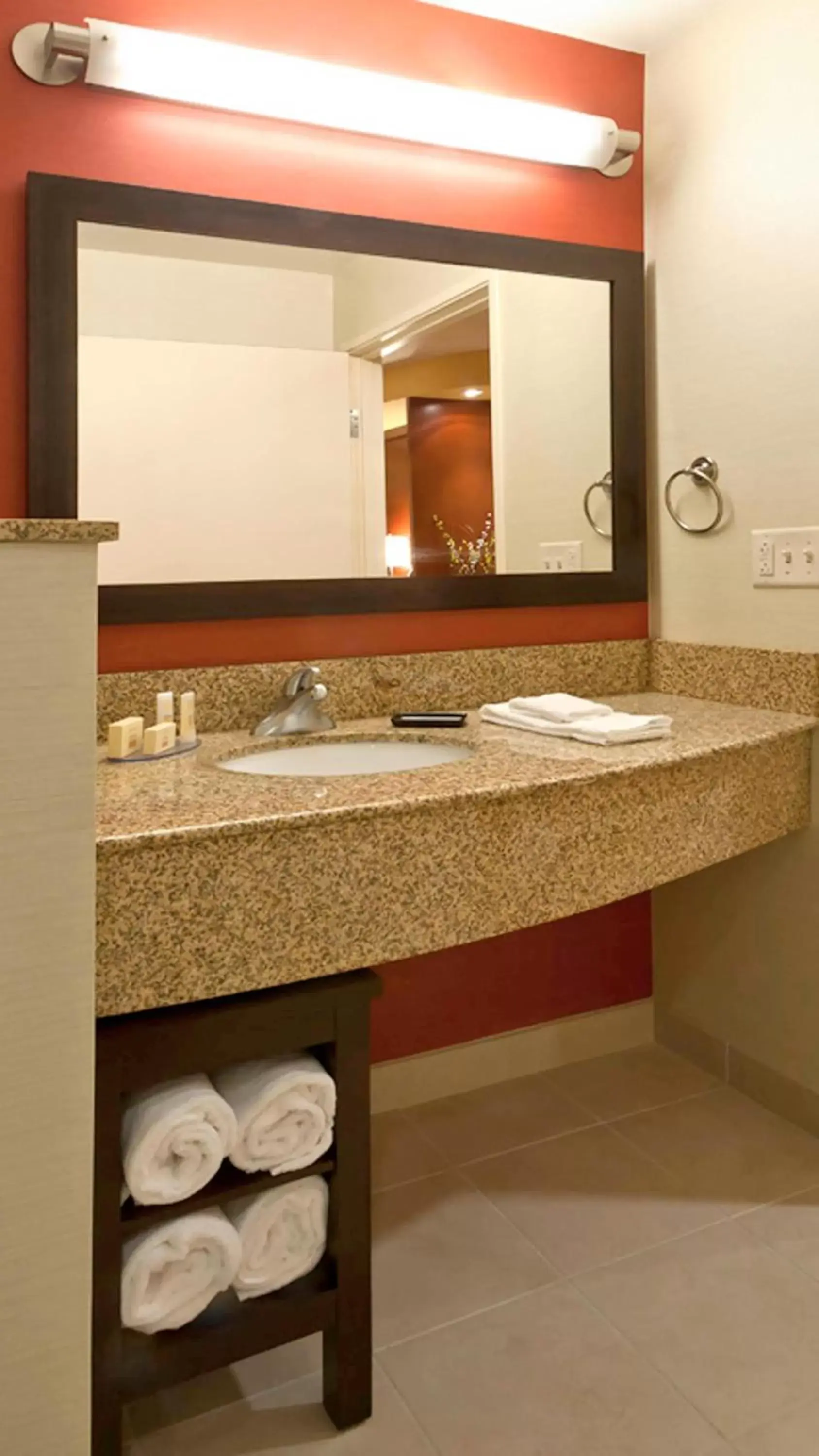 Bathroom in Courtyard by Marriott Johnson City