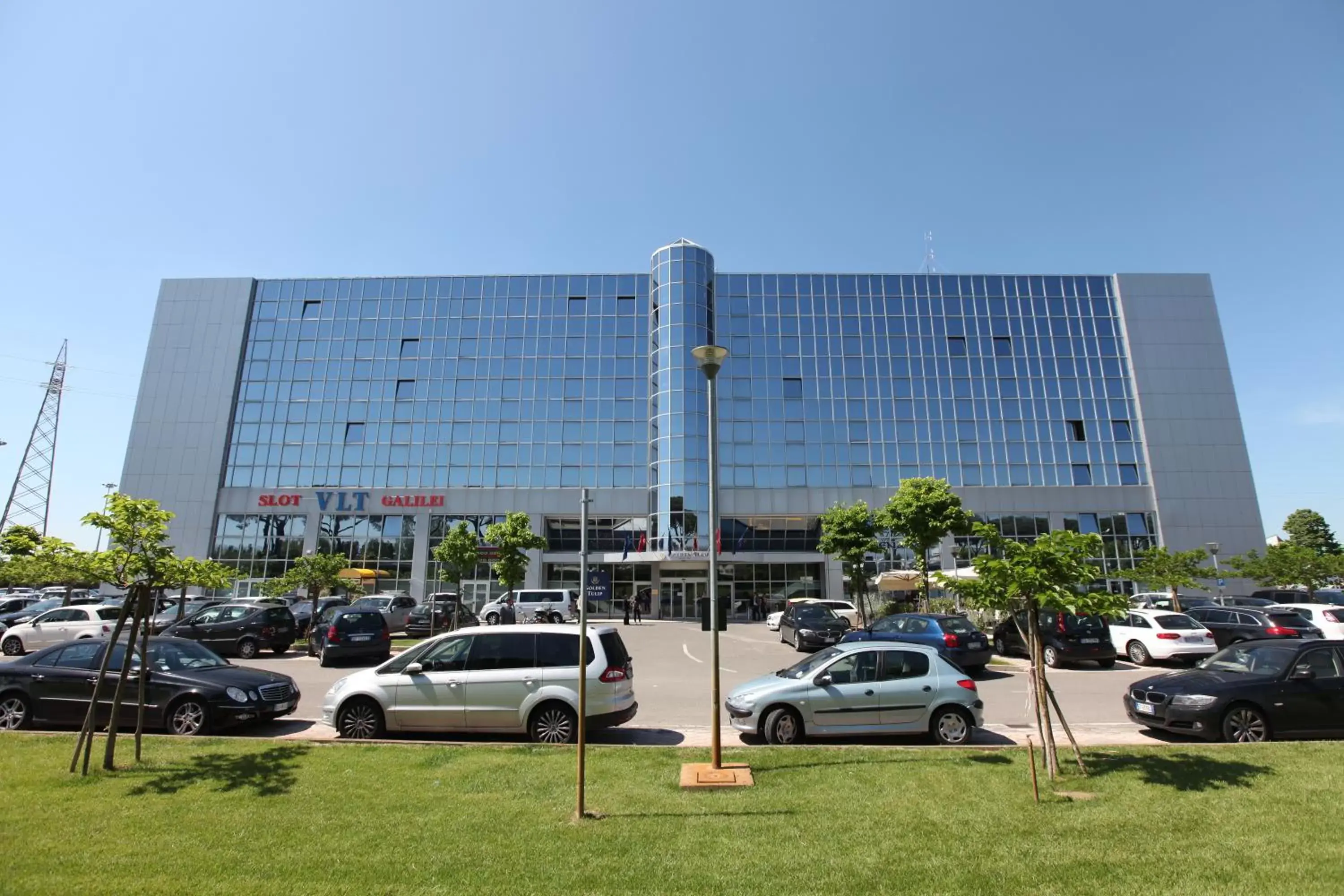 Facade/entrance, Property Building in Hotel Galilei