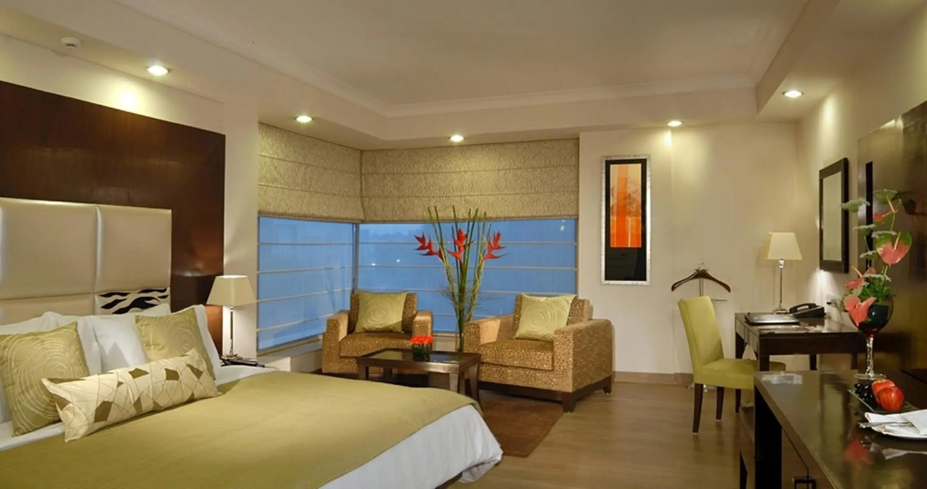 Bedroom in Fortune Sector 27 Noida