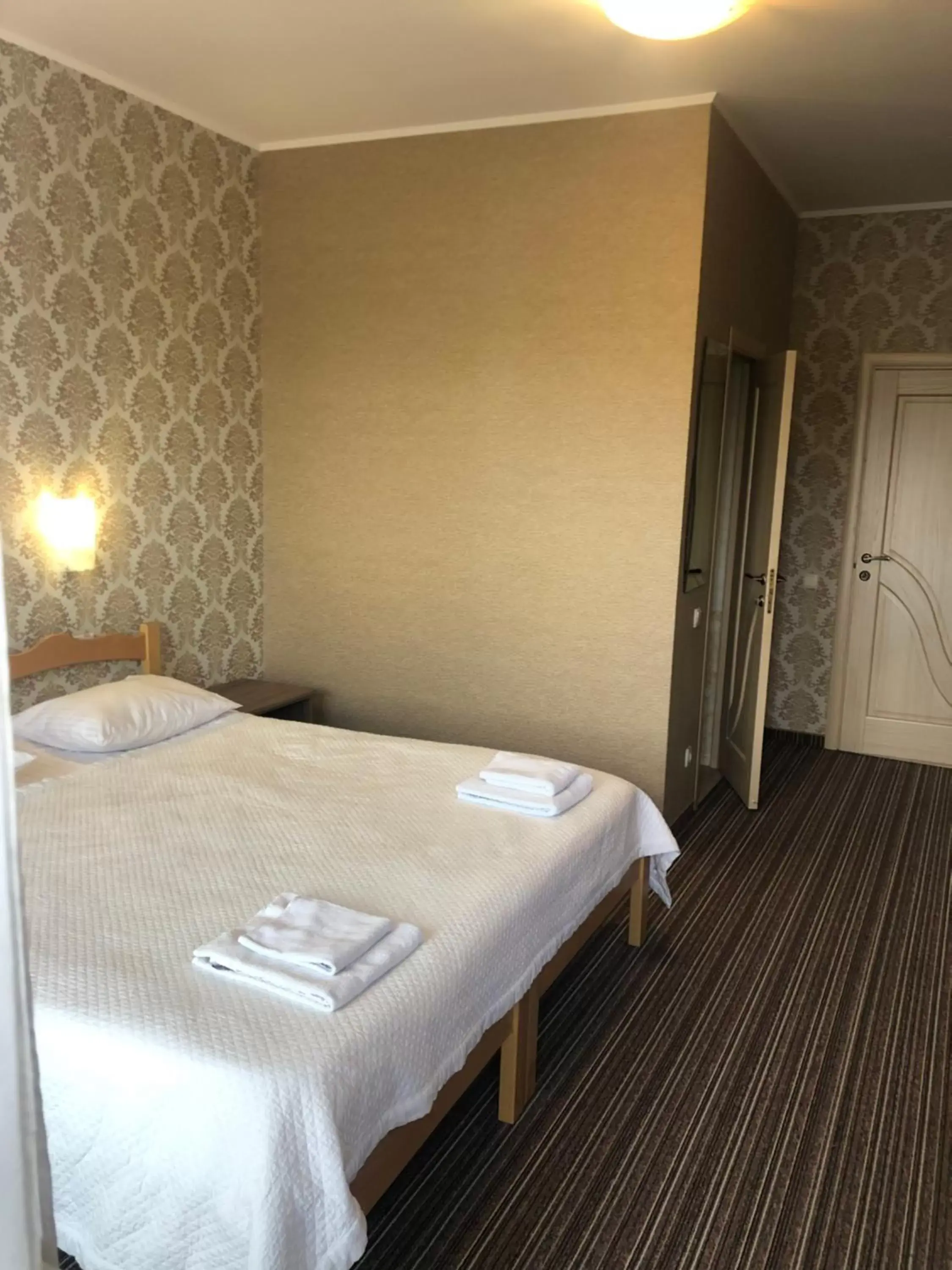 Twin Room with Balcony in Motel Kurortnyy & SPA Twin Room with Balcony in Motel Kurortnyy & SPA