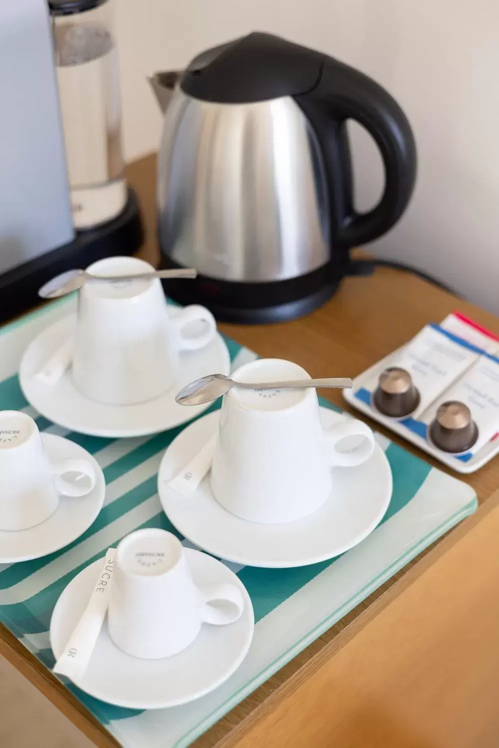 Coffee/Tea Facilities in Hotel La Maison Oppoca