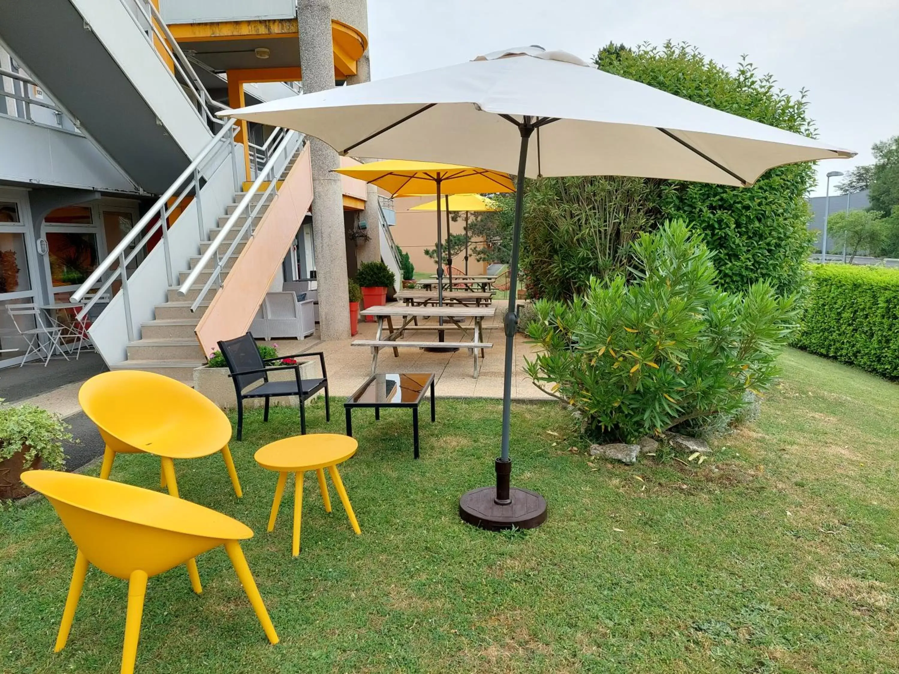 Balcony/Terrace, Children's Play Area in The Originals Access, Hôtel Recouvrance Saintes